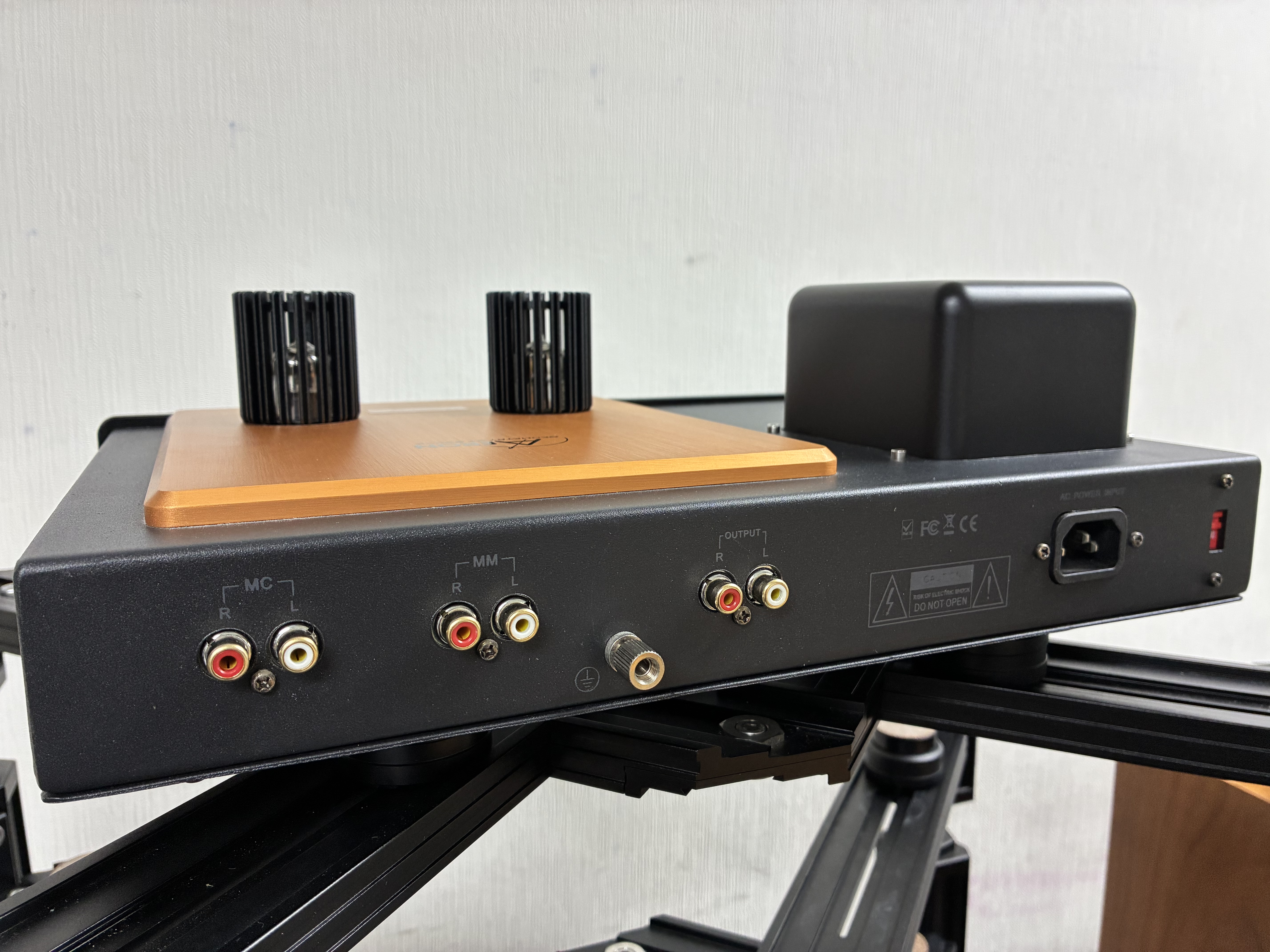 Aeron LP-X1 Phono Amplifier (MM/MC)(使用品）