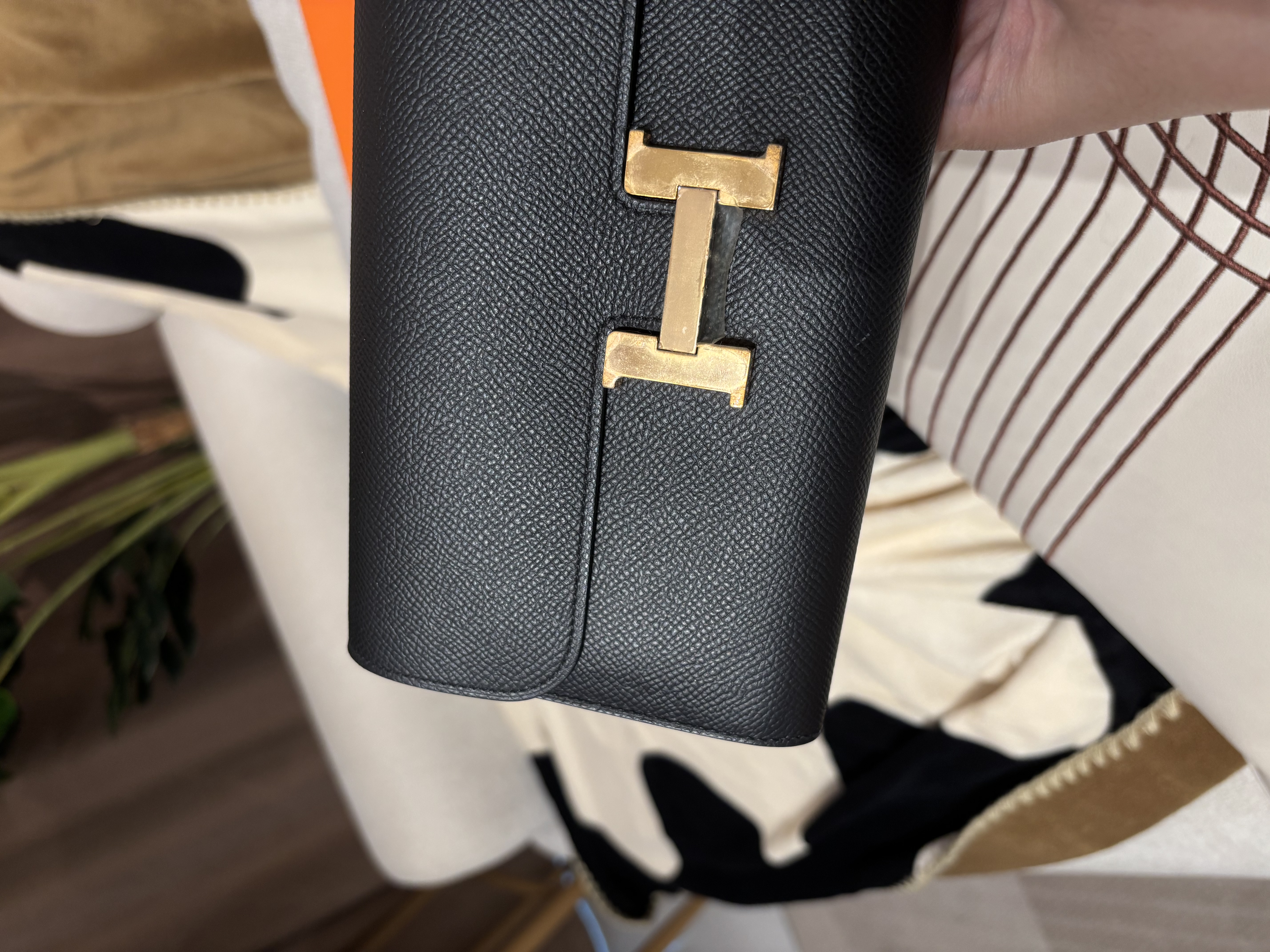 Hermes Constance wallet STAMP D ,黑色牛皮金扣 100%Authentic,95%new✅box 