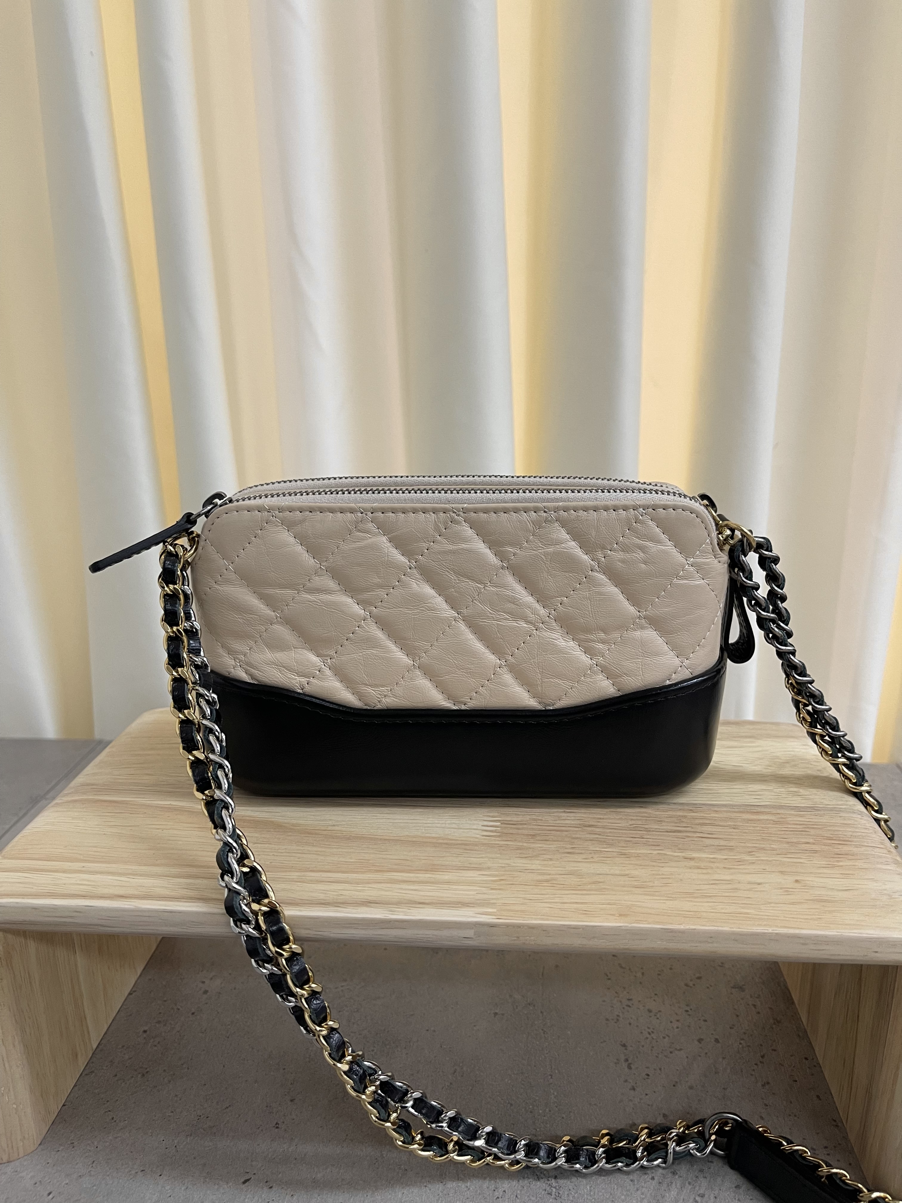 Pre-owned Chanel Gabrielle Clutch/ Product Code: 26012406