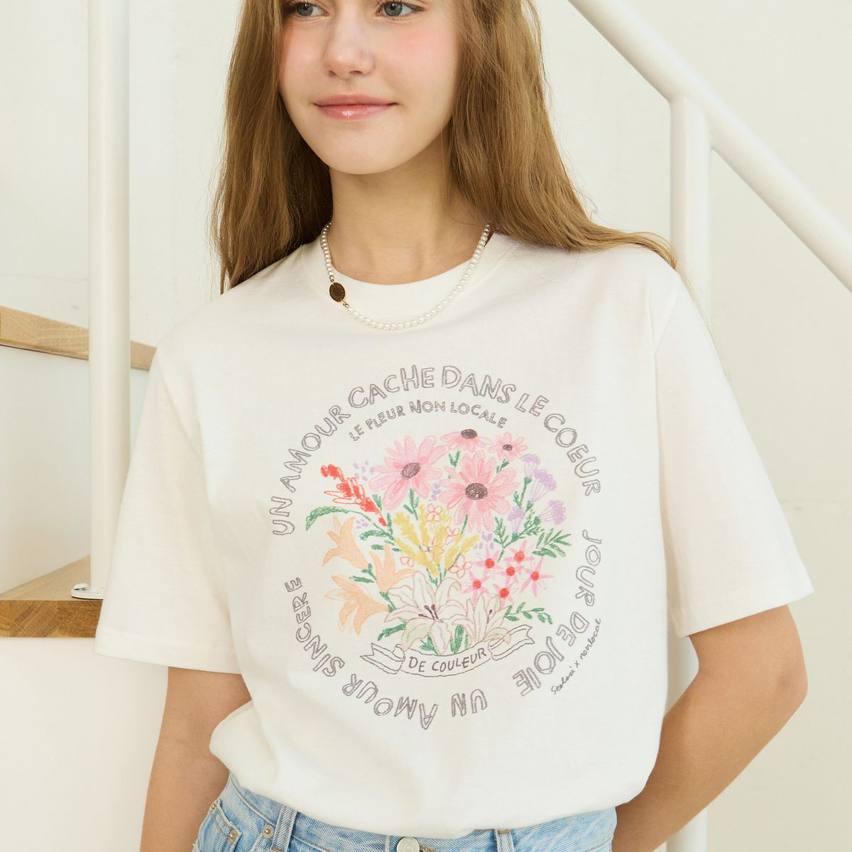[NONLOCAL x SEOLLZZI] Bouquet Hand-Drawing T-Shirt (2種)