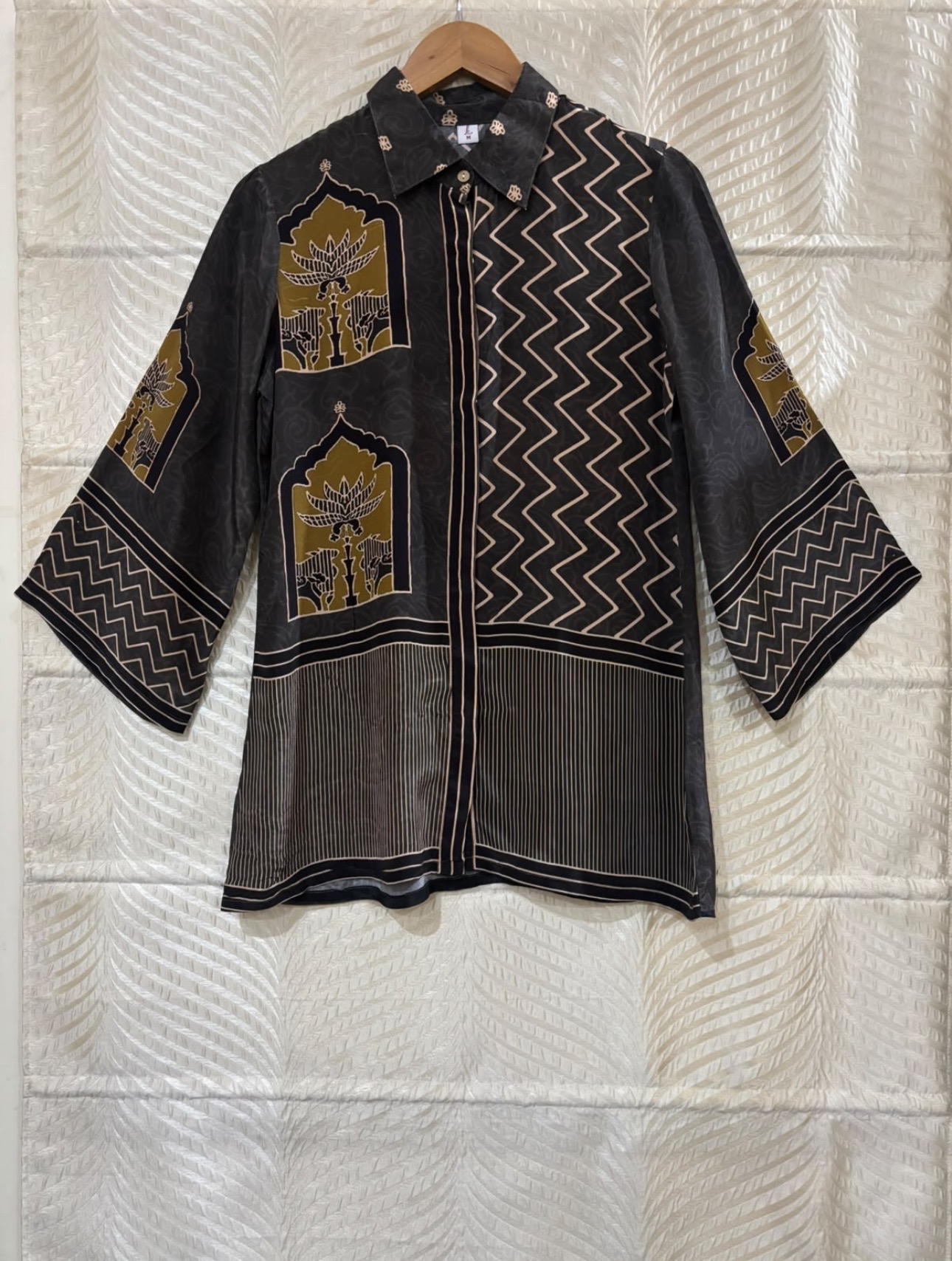 Ethnic Shirt in Black
