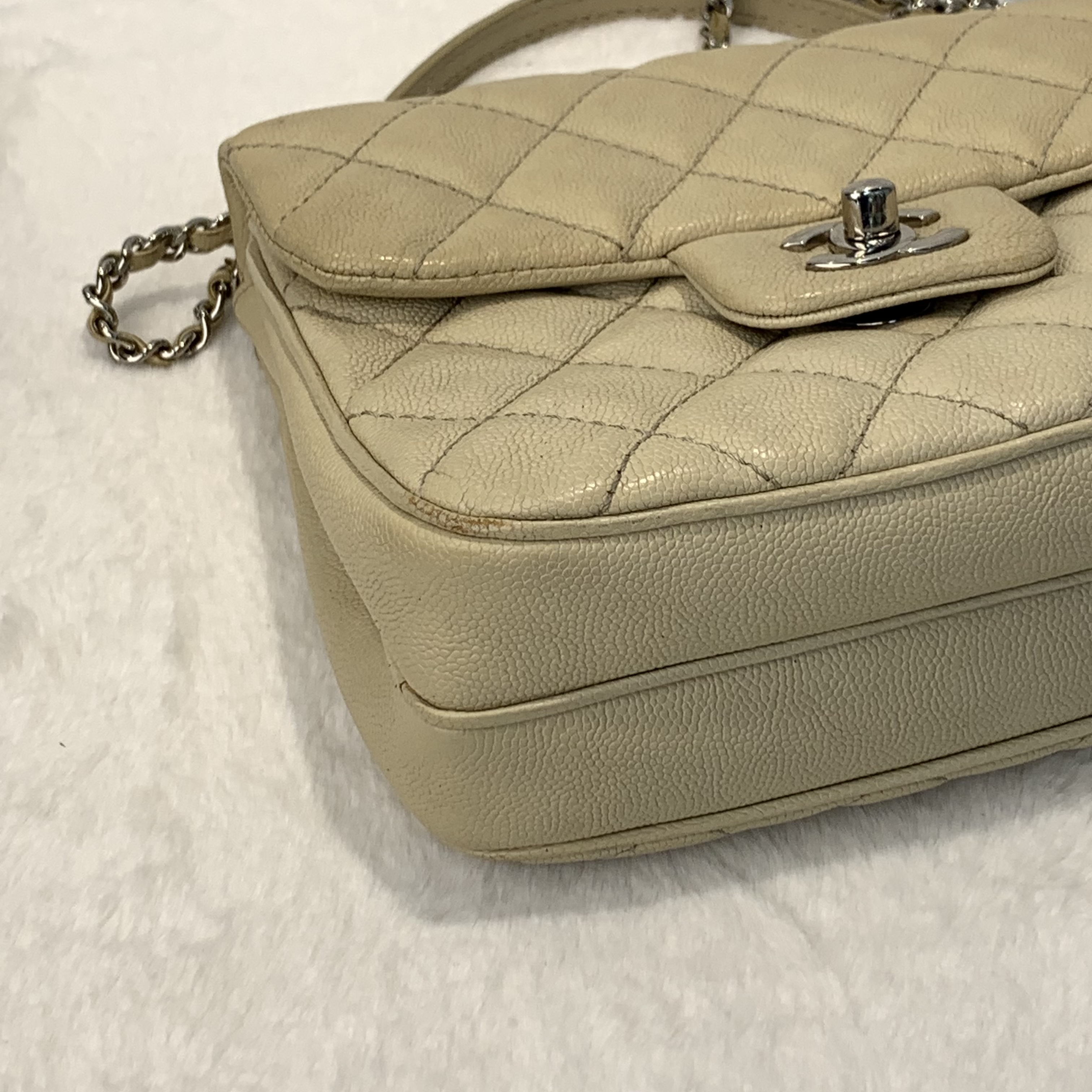 Chanel 復古感荔枝紋牛皮單肩包