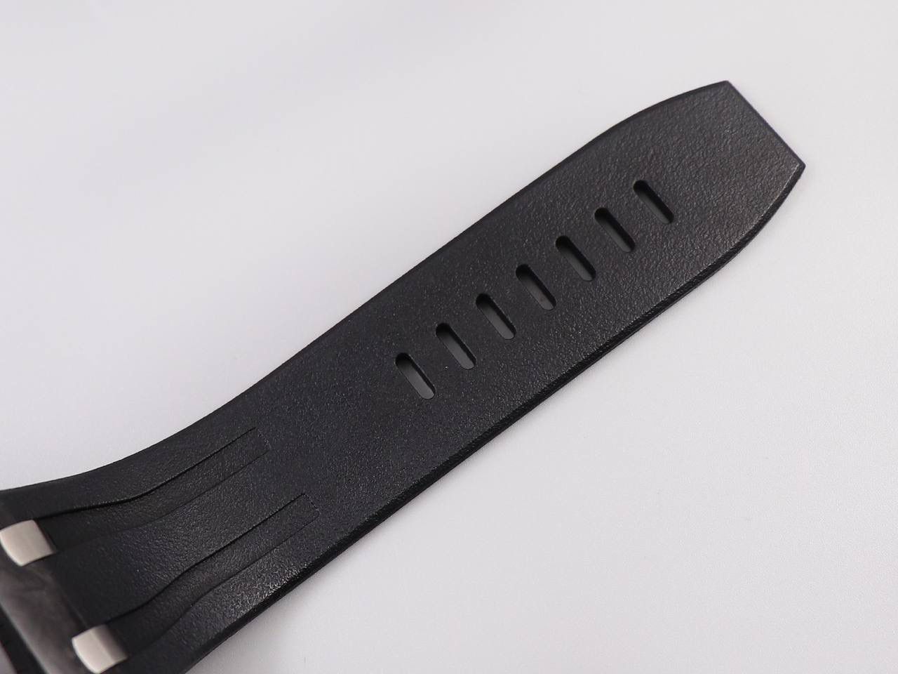 A P26400 马会女王杯限量版 皇家橡树 锻造碳 搭载复刻原版CAL.3126机芯 直径44mm 🔥市面上最顶级版本的超级复刻🔥💯