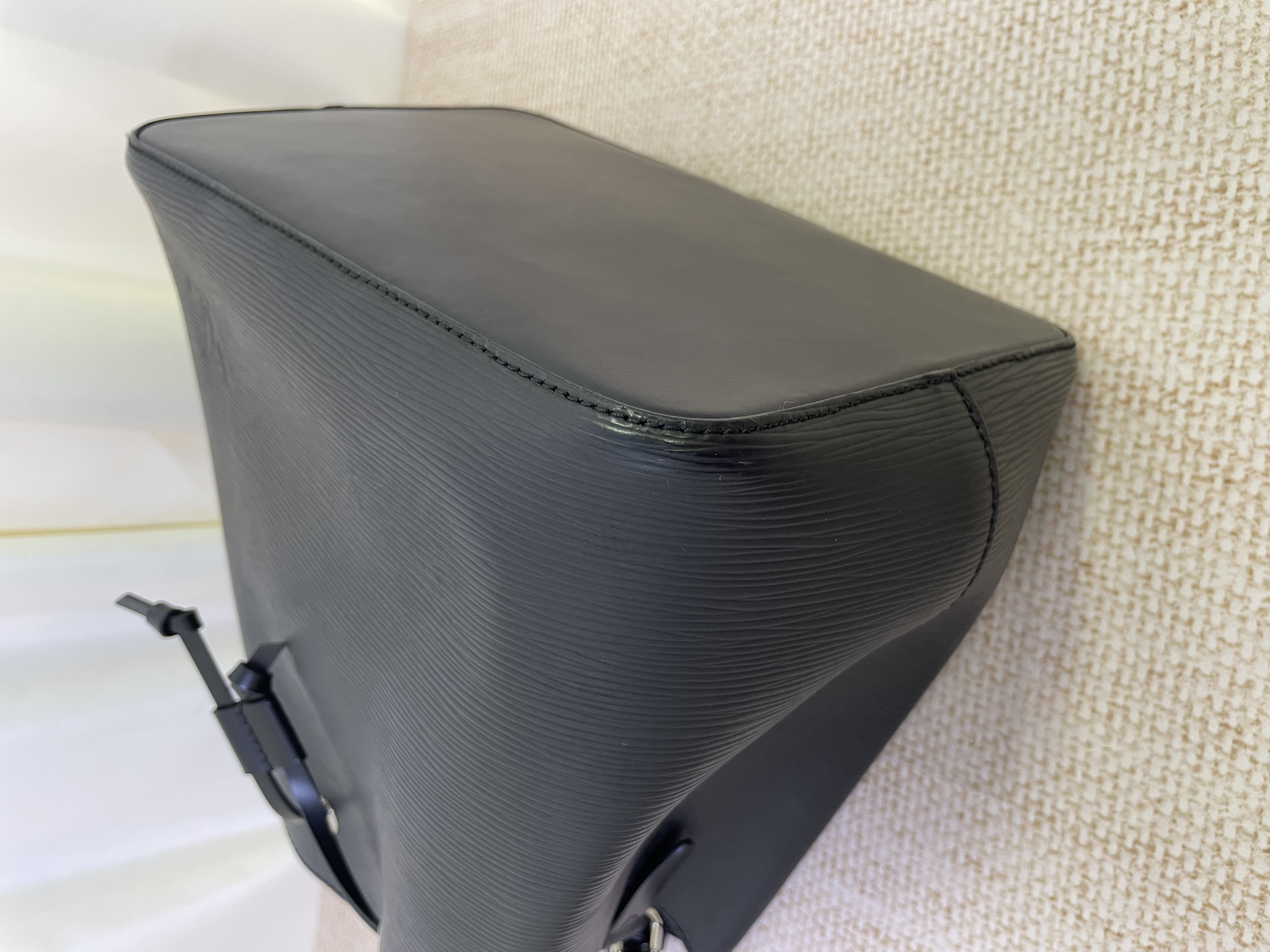 Pre-owned Louis Vuitton NéoNoé MM bucket bag / Product Code: 26031005