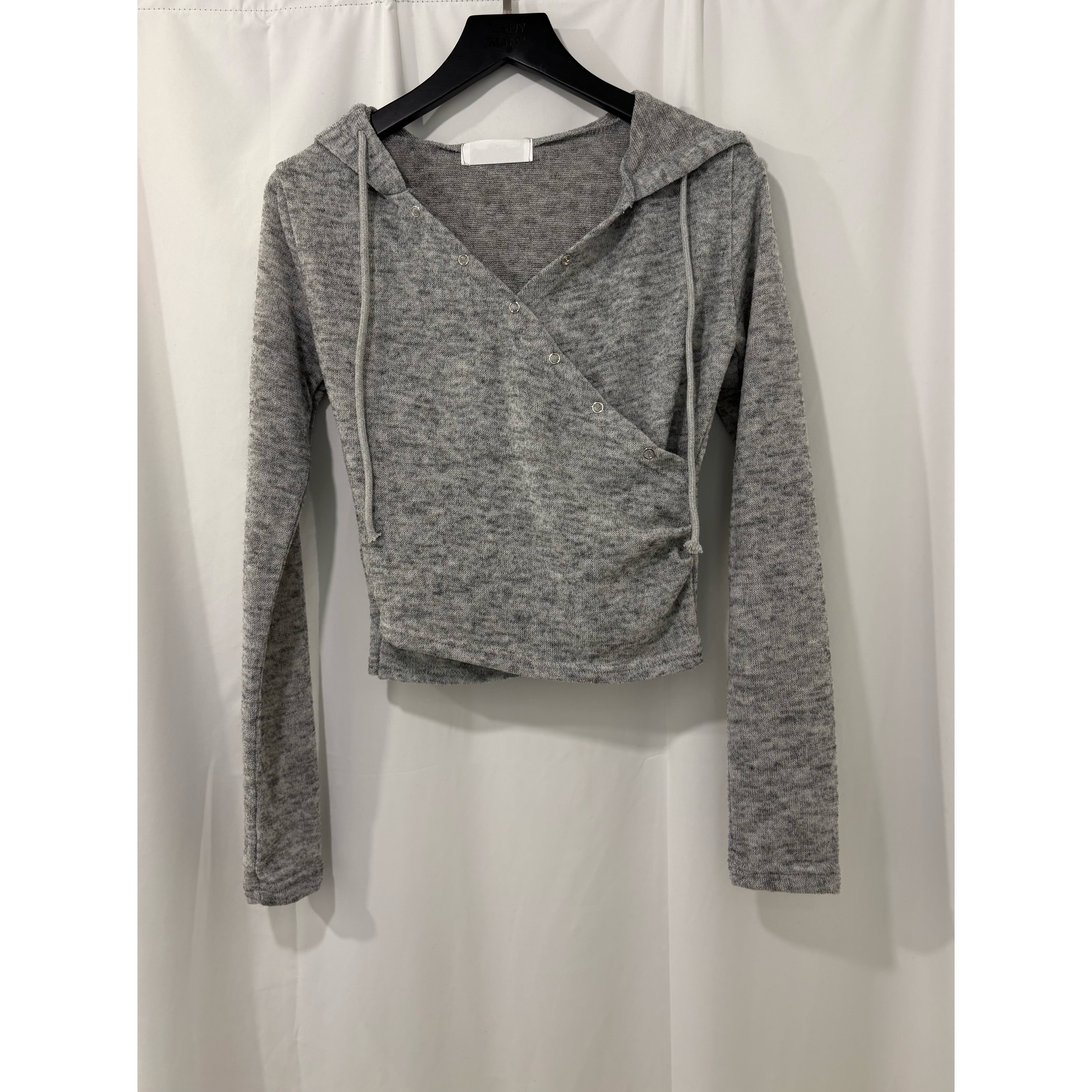優惠價10月3截單🤎2609R《BUTTONS HOODED TOP》