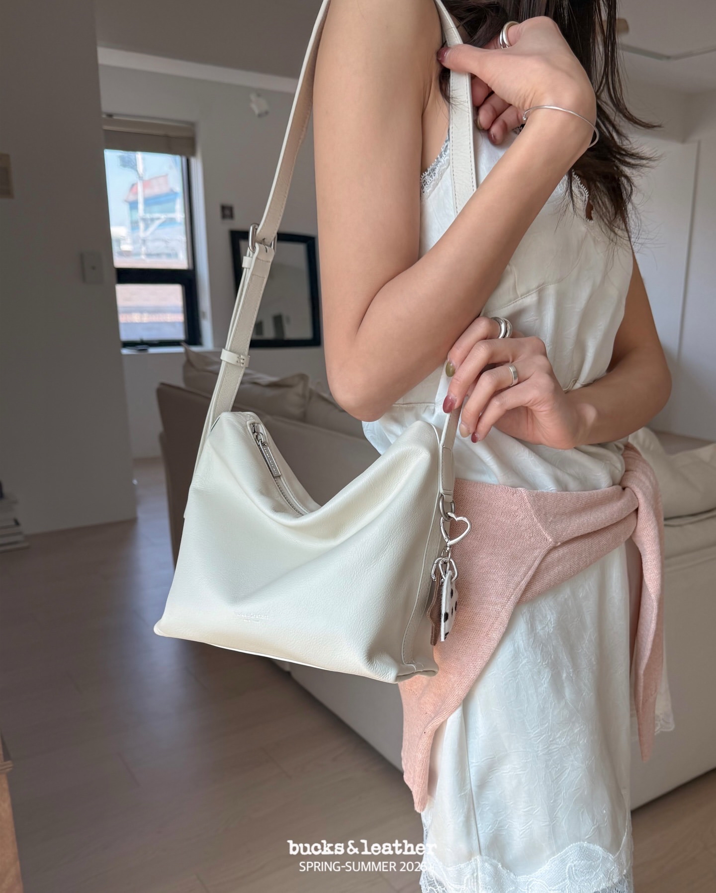 預購_牛皮亮面 / 荔枝紋 Low Bag (S) By Bucks & leather