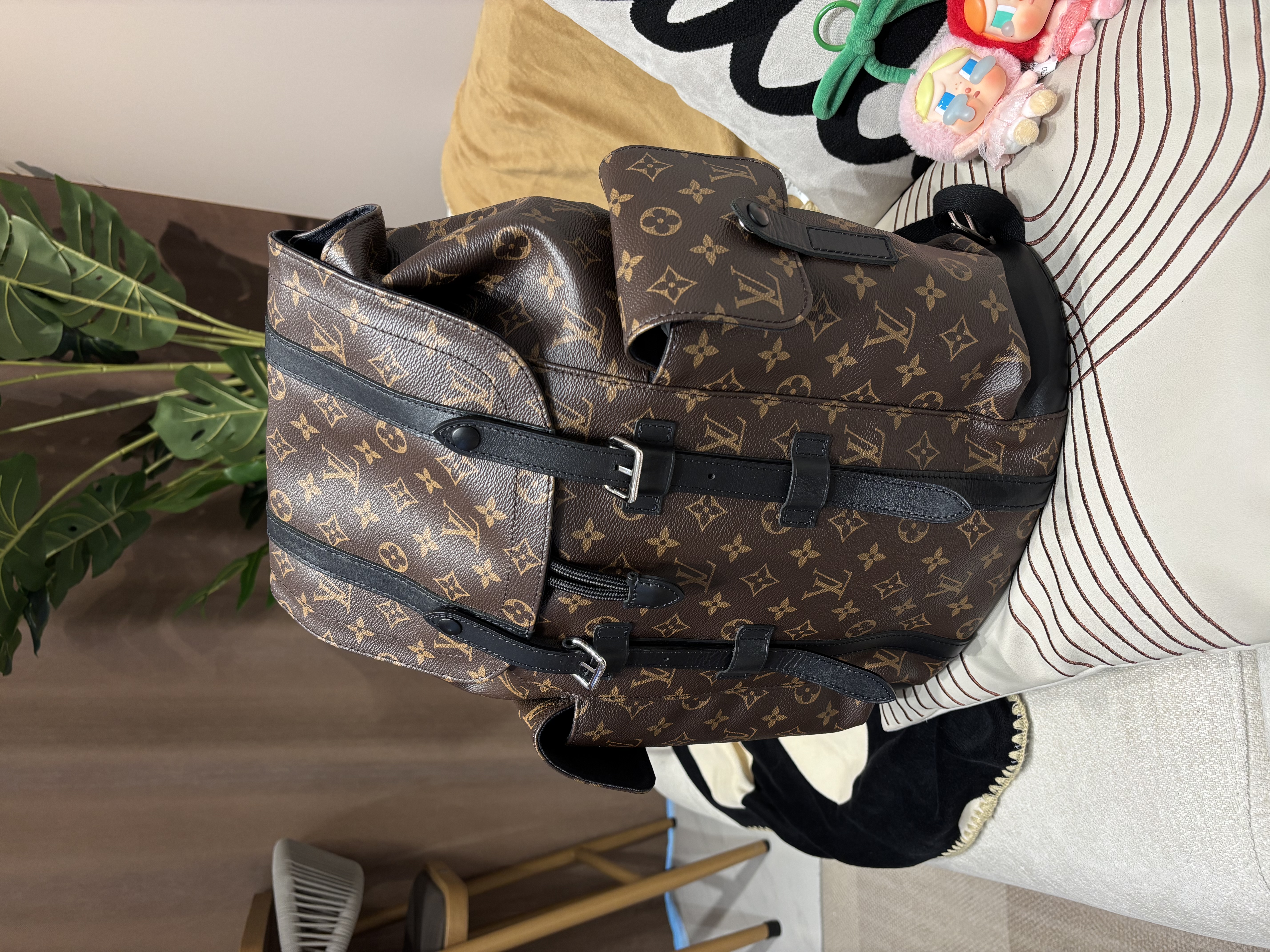 Lv backpack Christopher MM M43735 Monogram Macassar 100%Authentic,95%new✅dust bag ✨