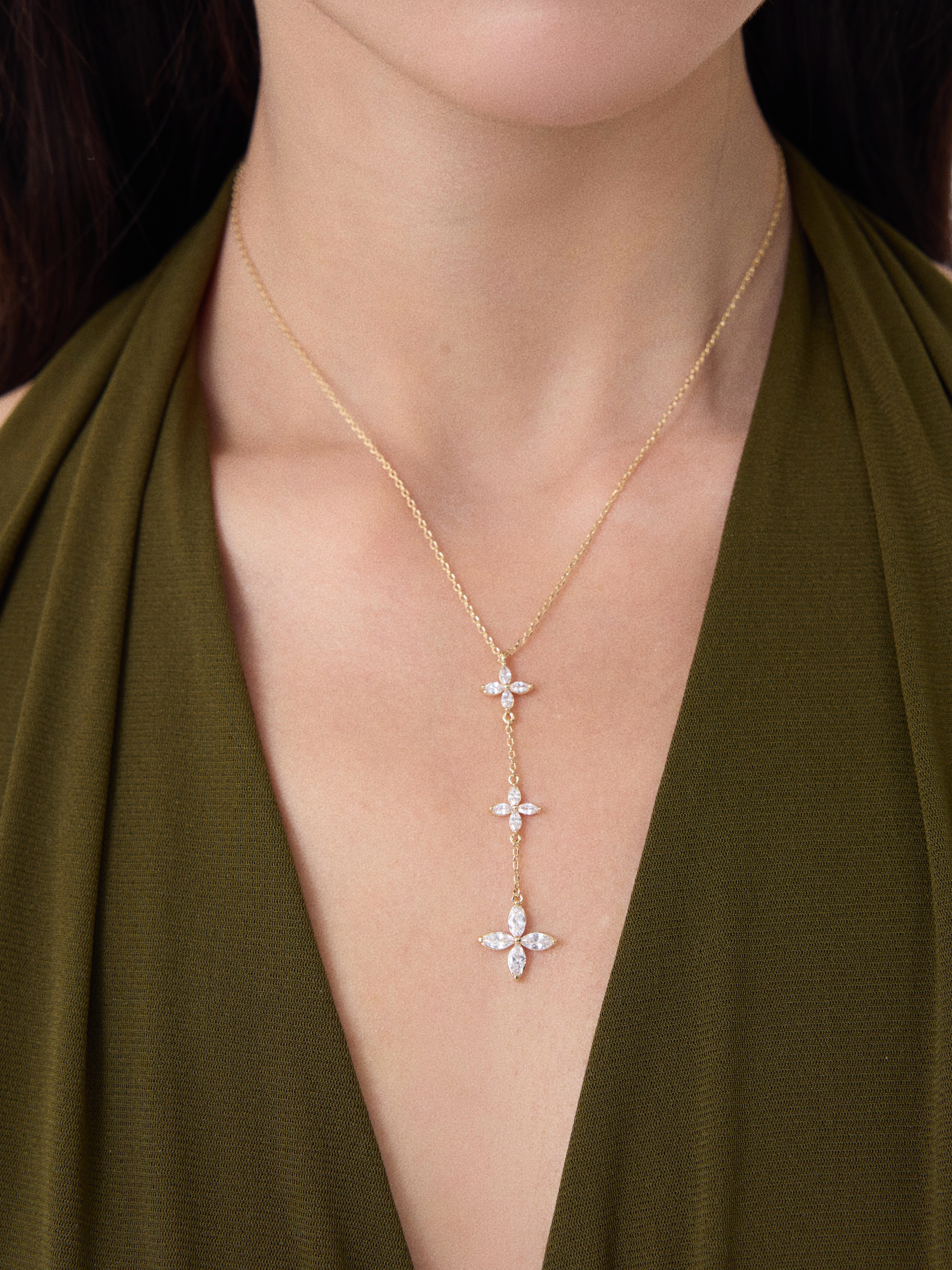 ✨大場合必備！超靚自留✨Fleur de Lumière Necklace Plaqué or