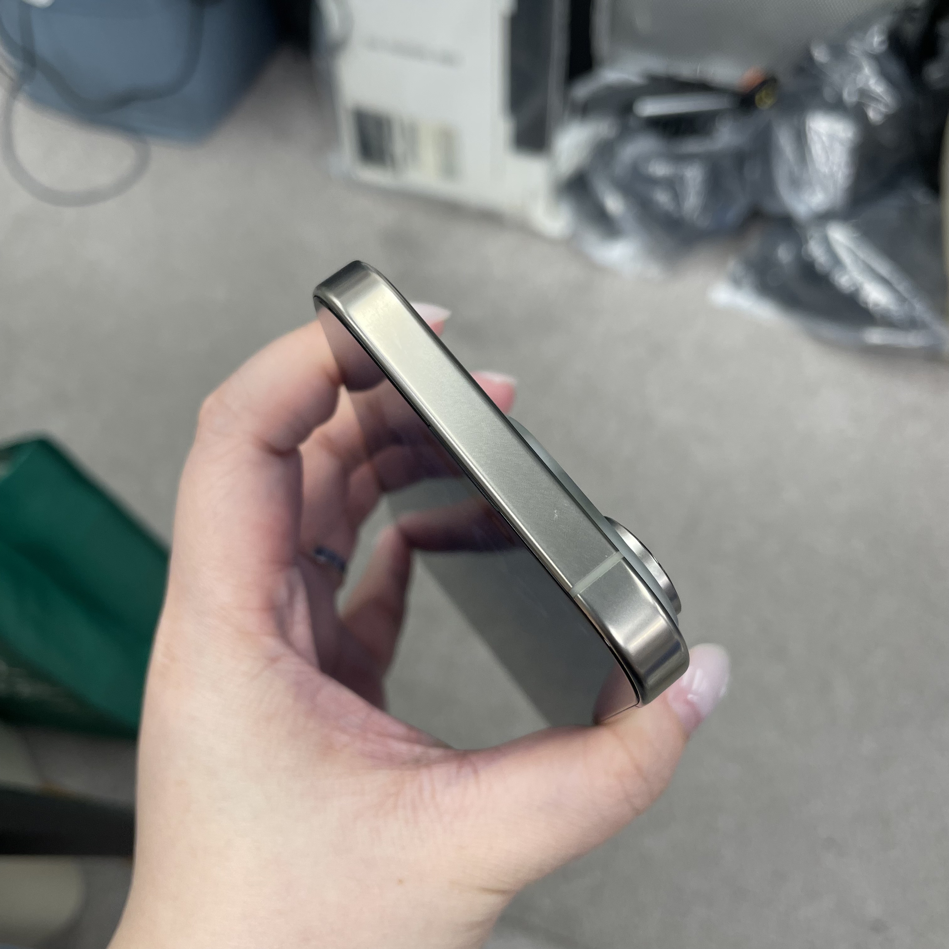 *6676 16 Pro 完美機 256GB 電100 原色 gray