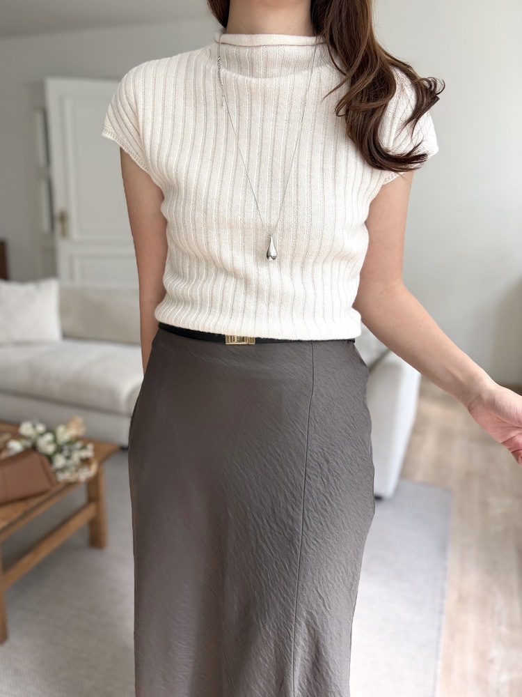 Lacie Asymmetric Skirt (Brown)