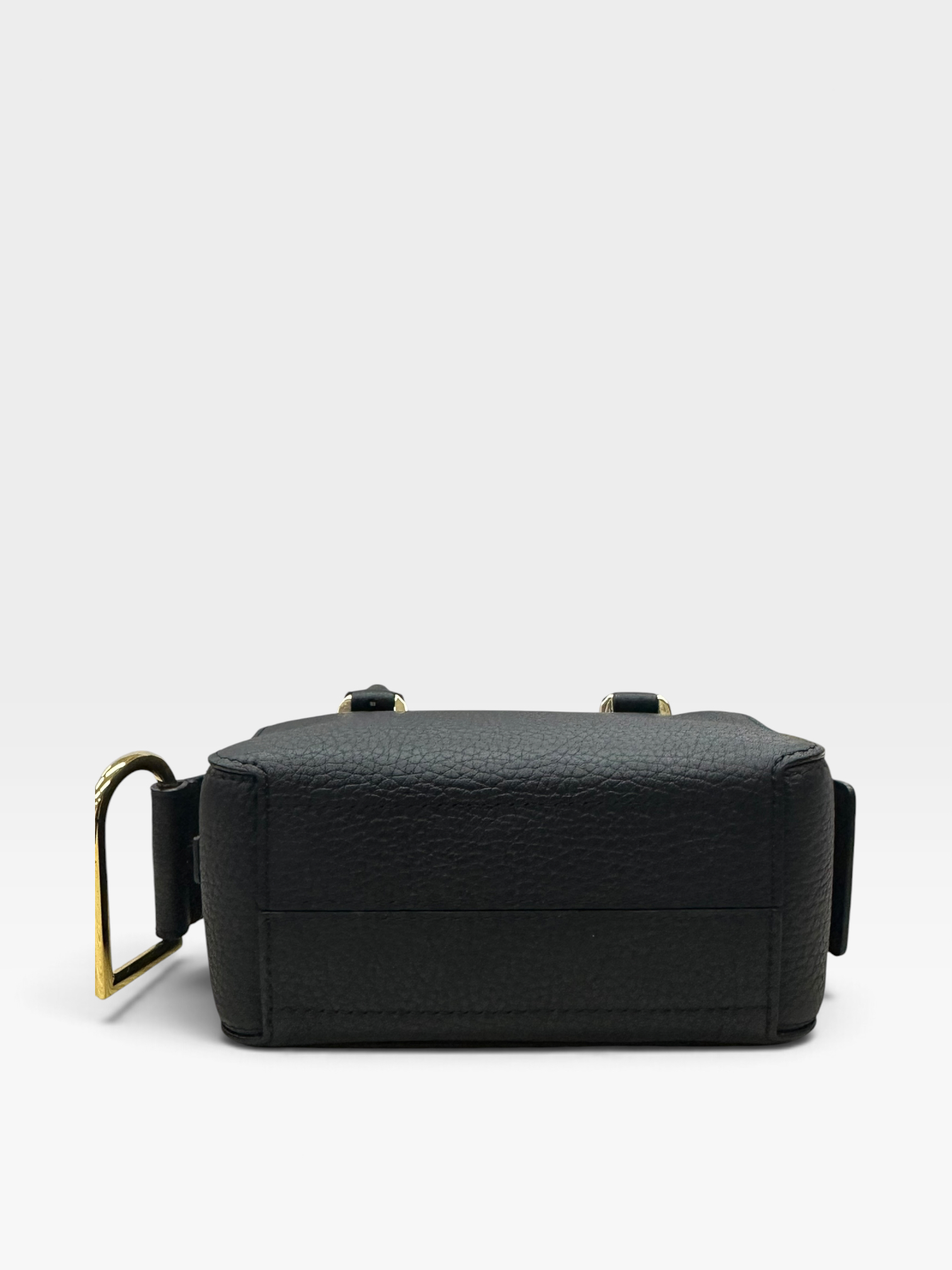 Pre-Owned DELVAUX Cool Box Nano / Product Code: 092409