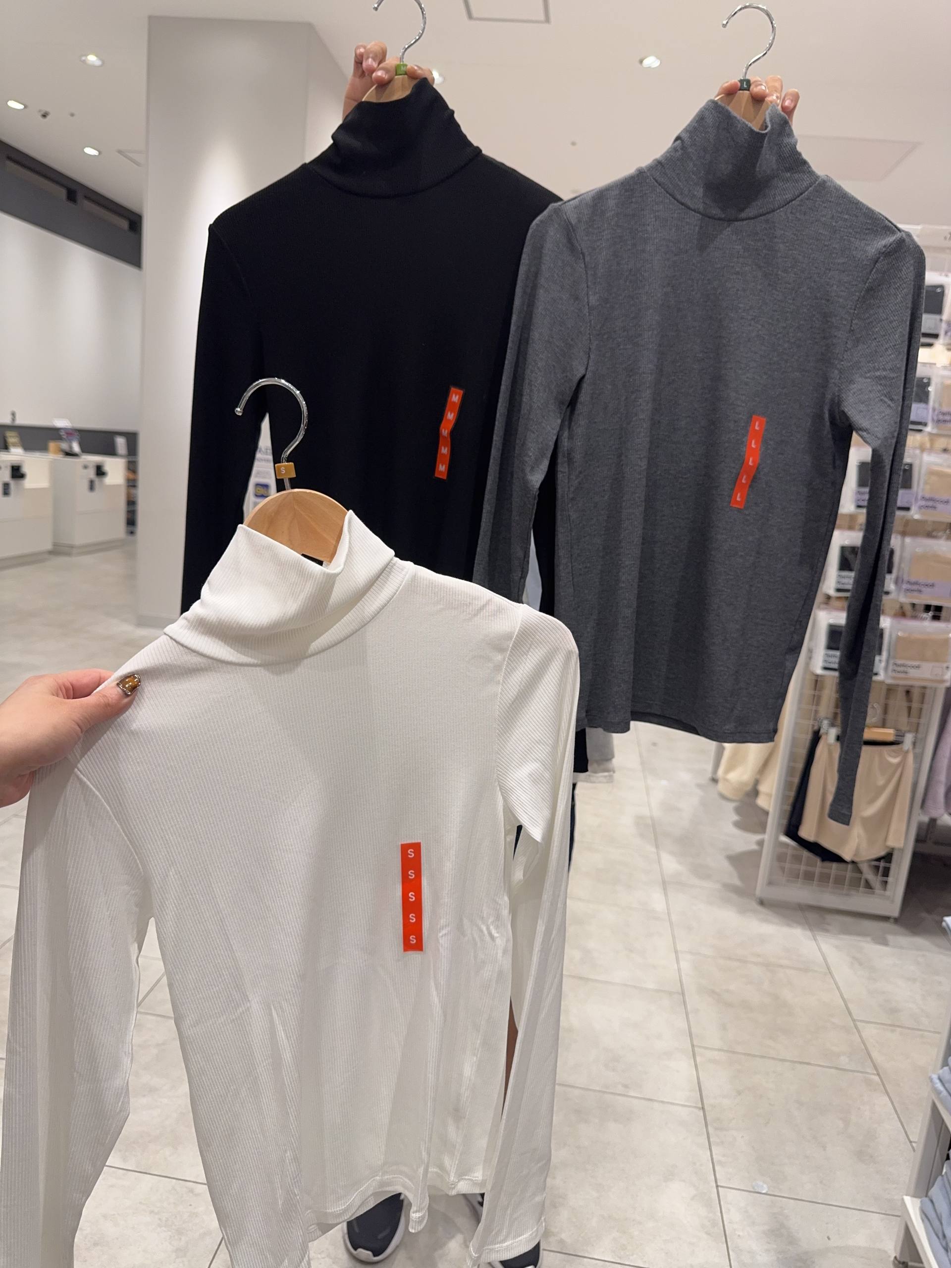 🇯🇵GU 保暖长袖上衣