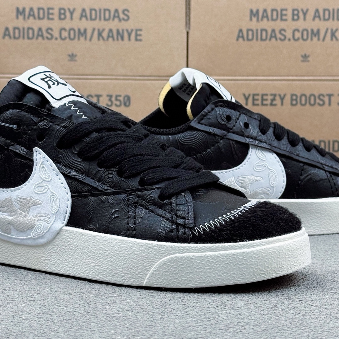 Nike Blazer Low '77 Jumbo