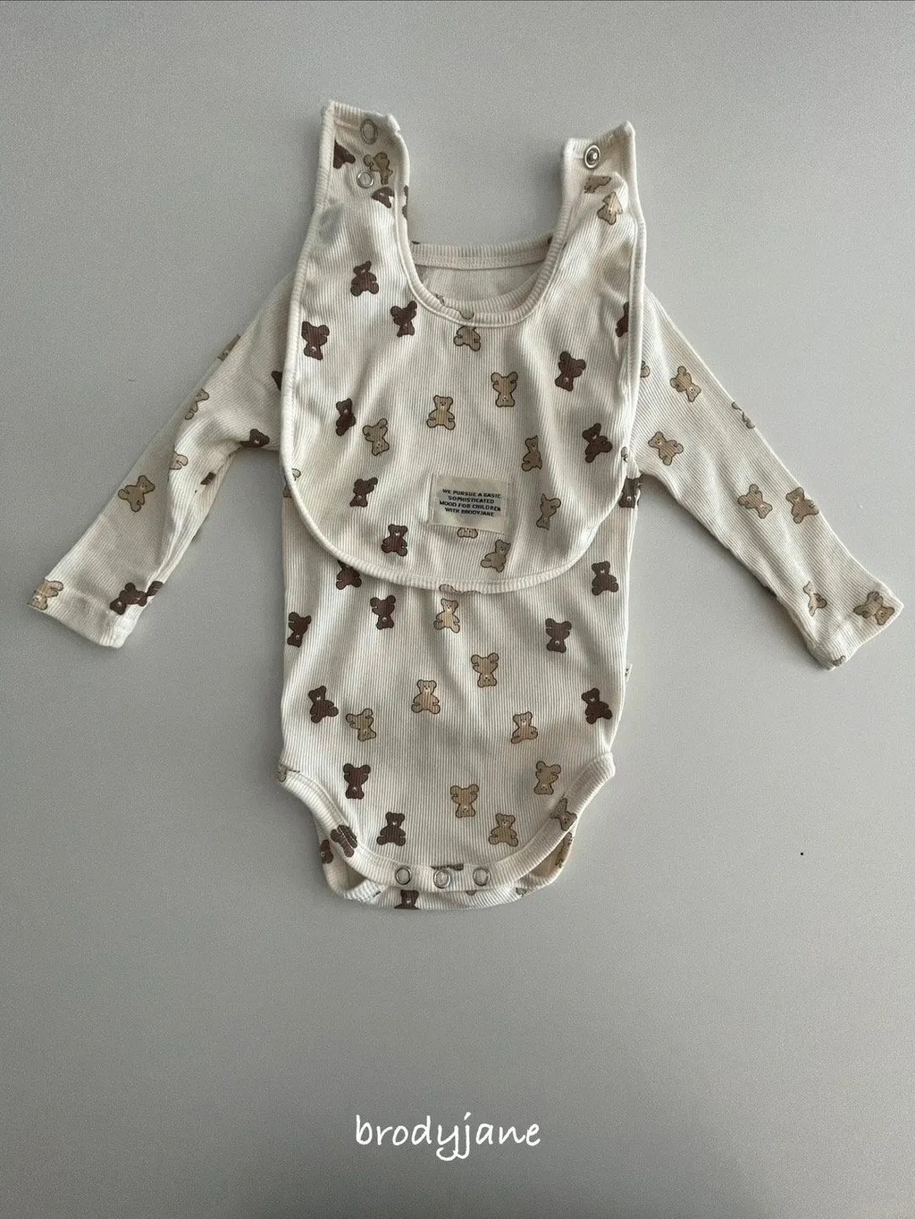 🇰🇷Brodyjane suit