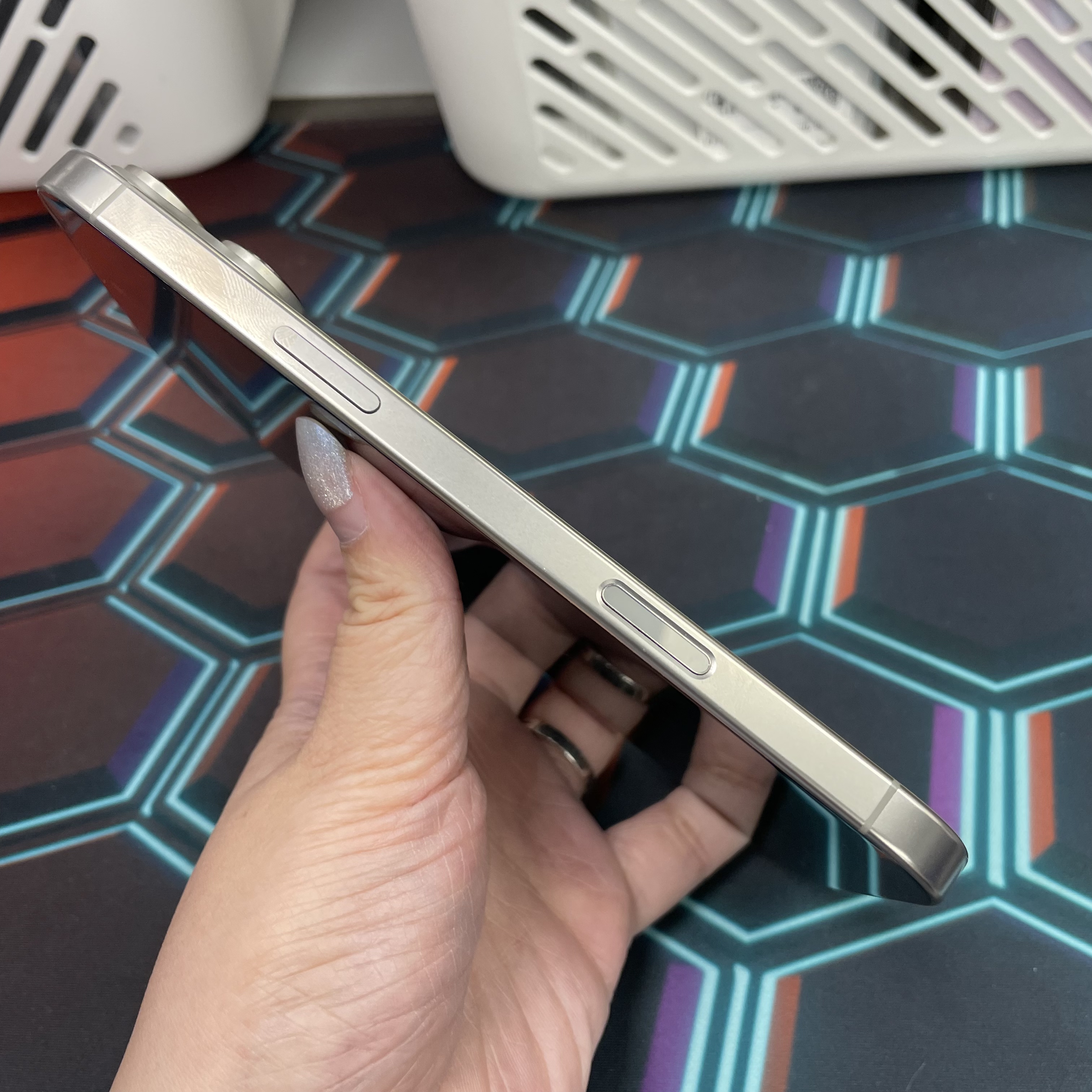 *7293 16 Pro max 完美機 512GB 電90 原色 gray