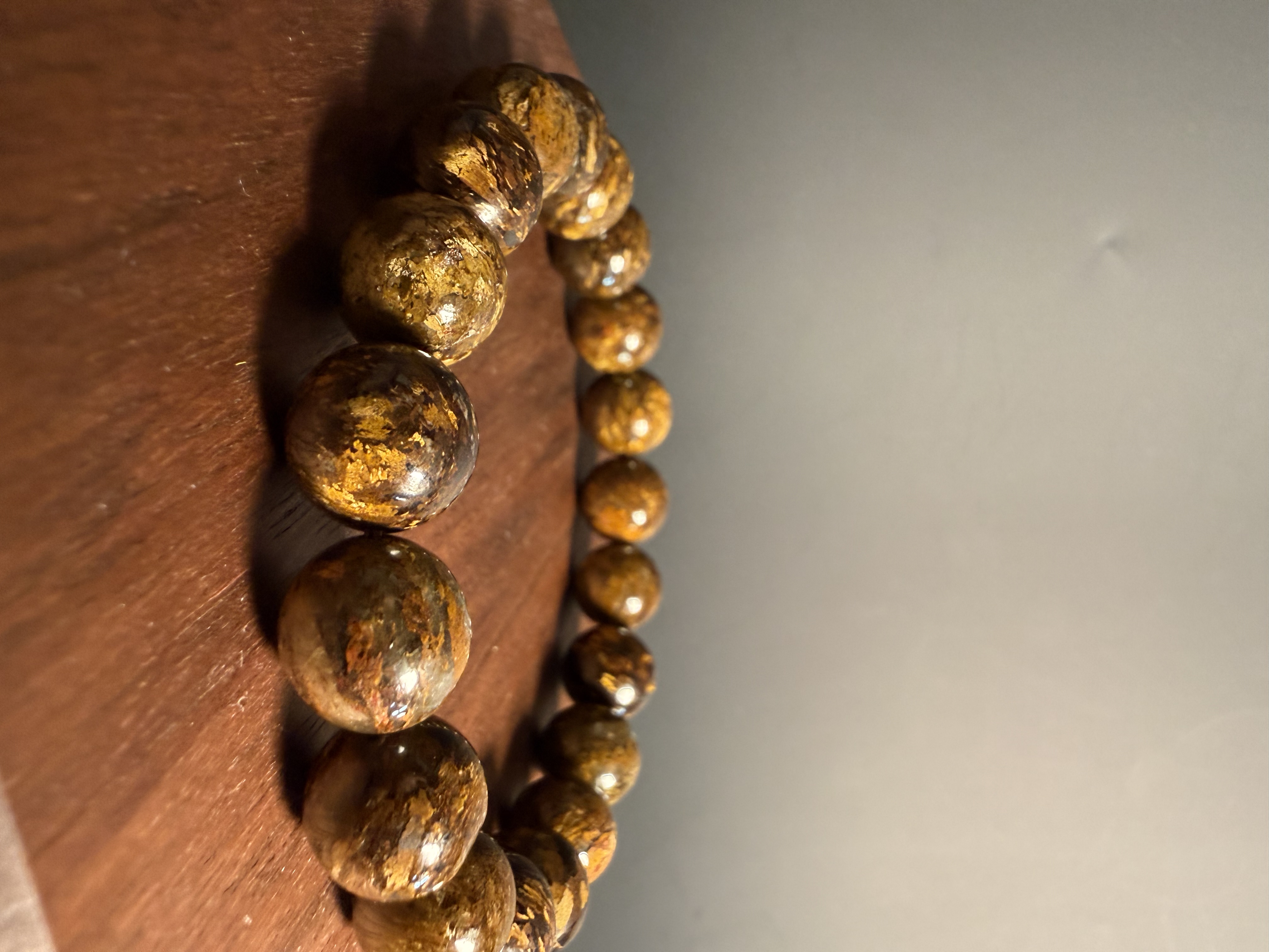 古銅輝手串 （10mm）