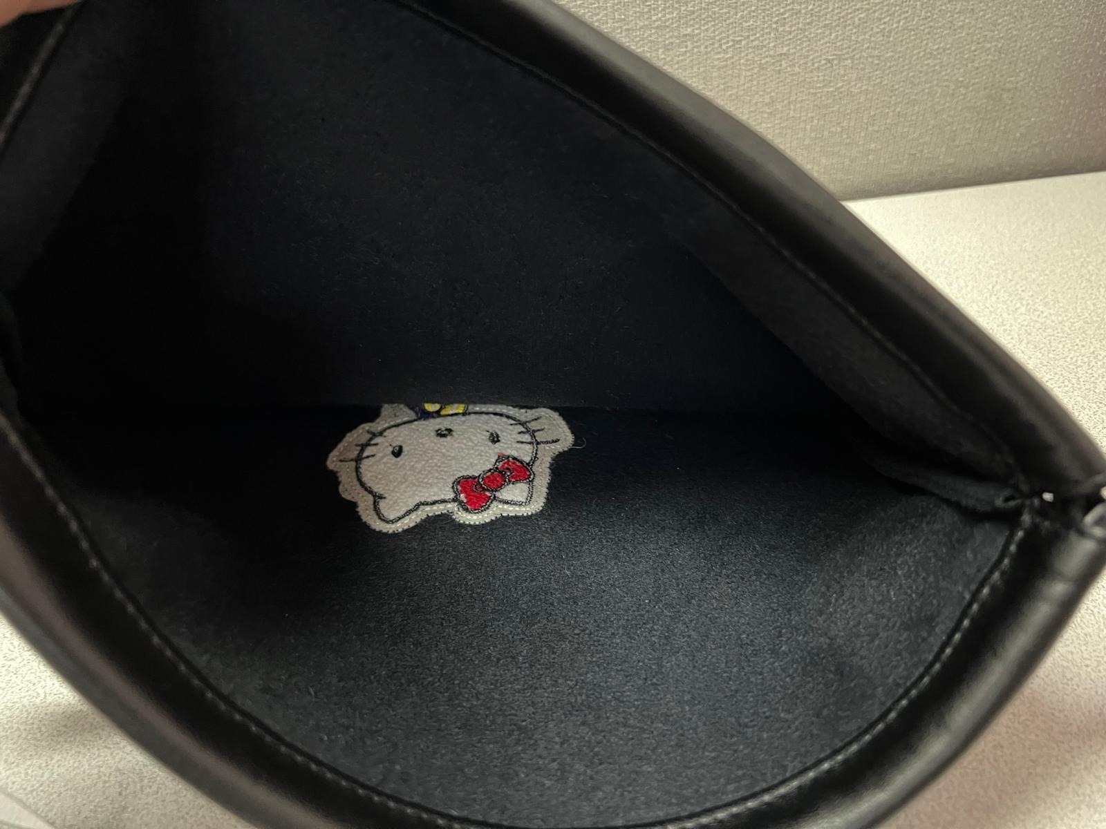 🎌日本直送🎌 Hello Kitty 限定款 束口袋可上肩側孭