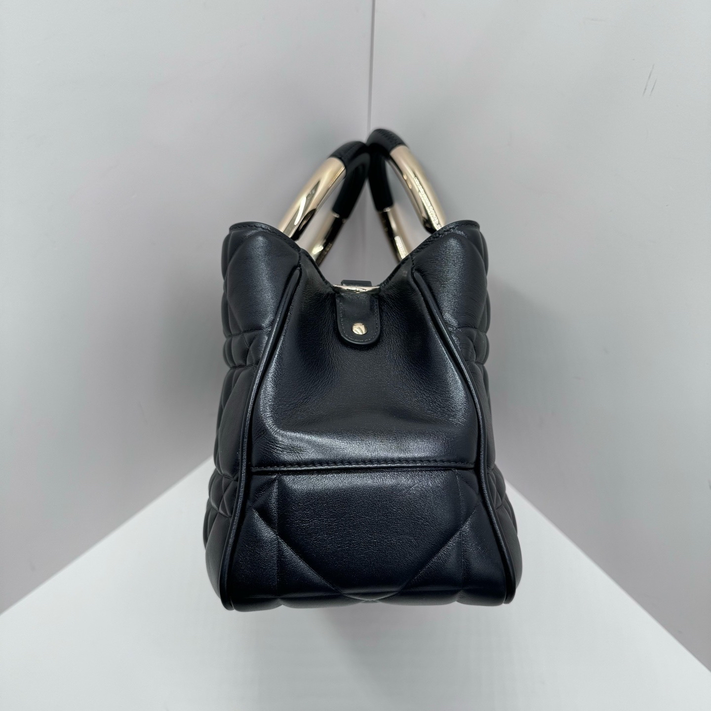 Pre-Owned Dior Lady 22 / Product Code: 26040716