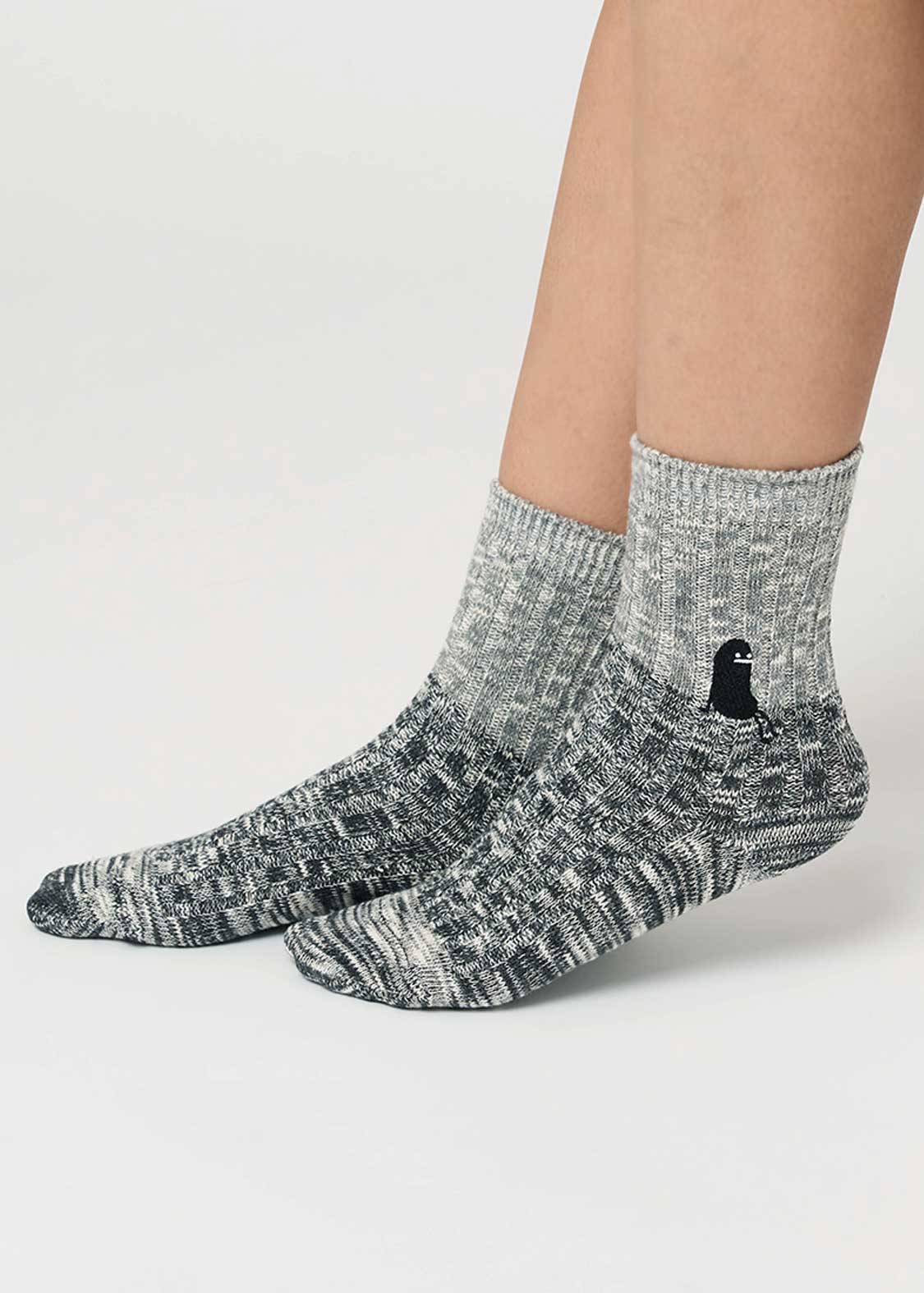 📦訂購 日本限定 graniph Beautiful Shadow 中筒襪