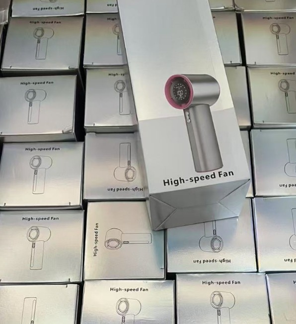 即將下架 清貨價🌈A121 - 迷你USB無線高速風扇 2 部