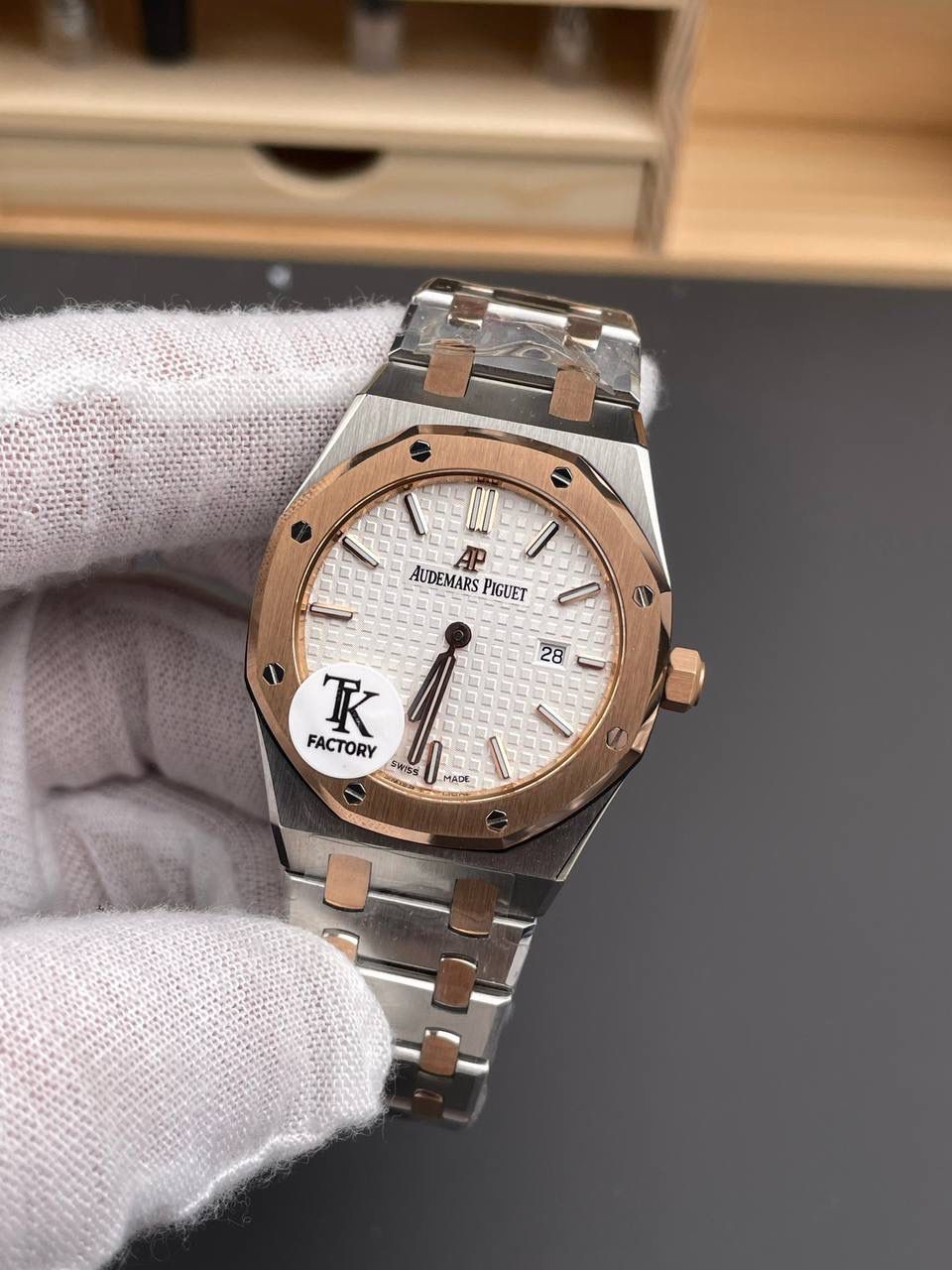 🚀爱彼AP67651 间玫金白盘/33mm/石英2713机💯