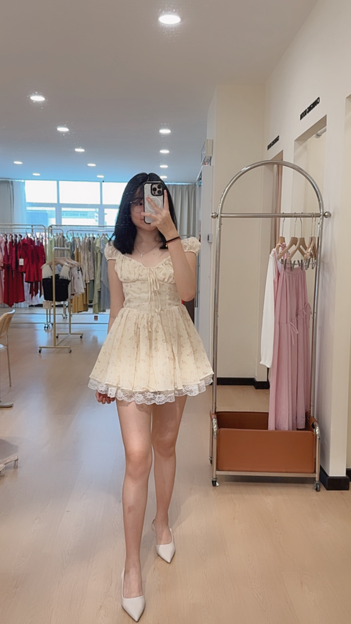 470可爱泡泡袖连身裙