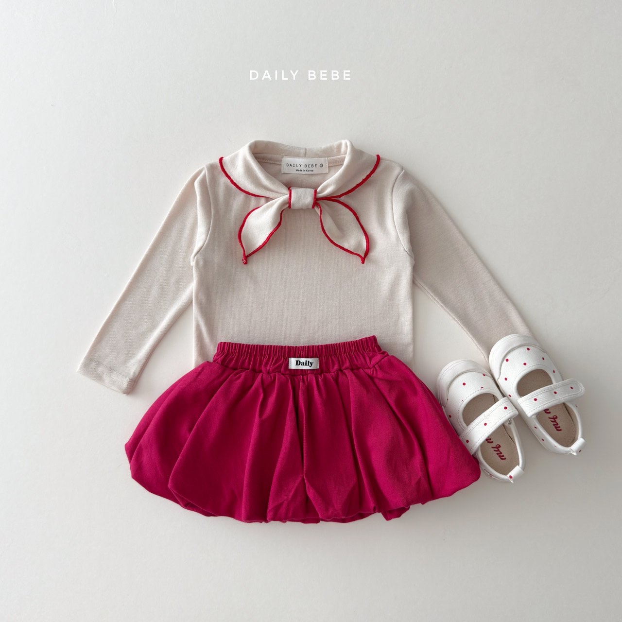 Dailybebe | Scarf T-Shirt