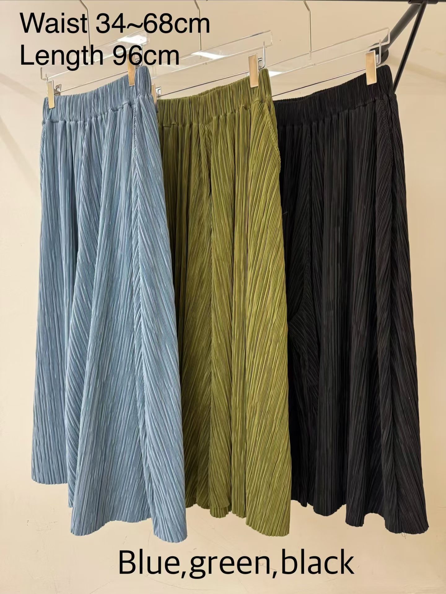 M7 暗紋有袋長裙