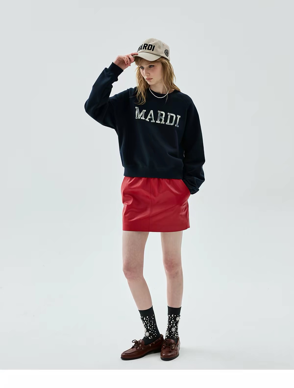 Mardi Mercredi Crew Neck Sweatshirt 插肩袖圓領衛衣