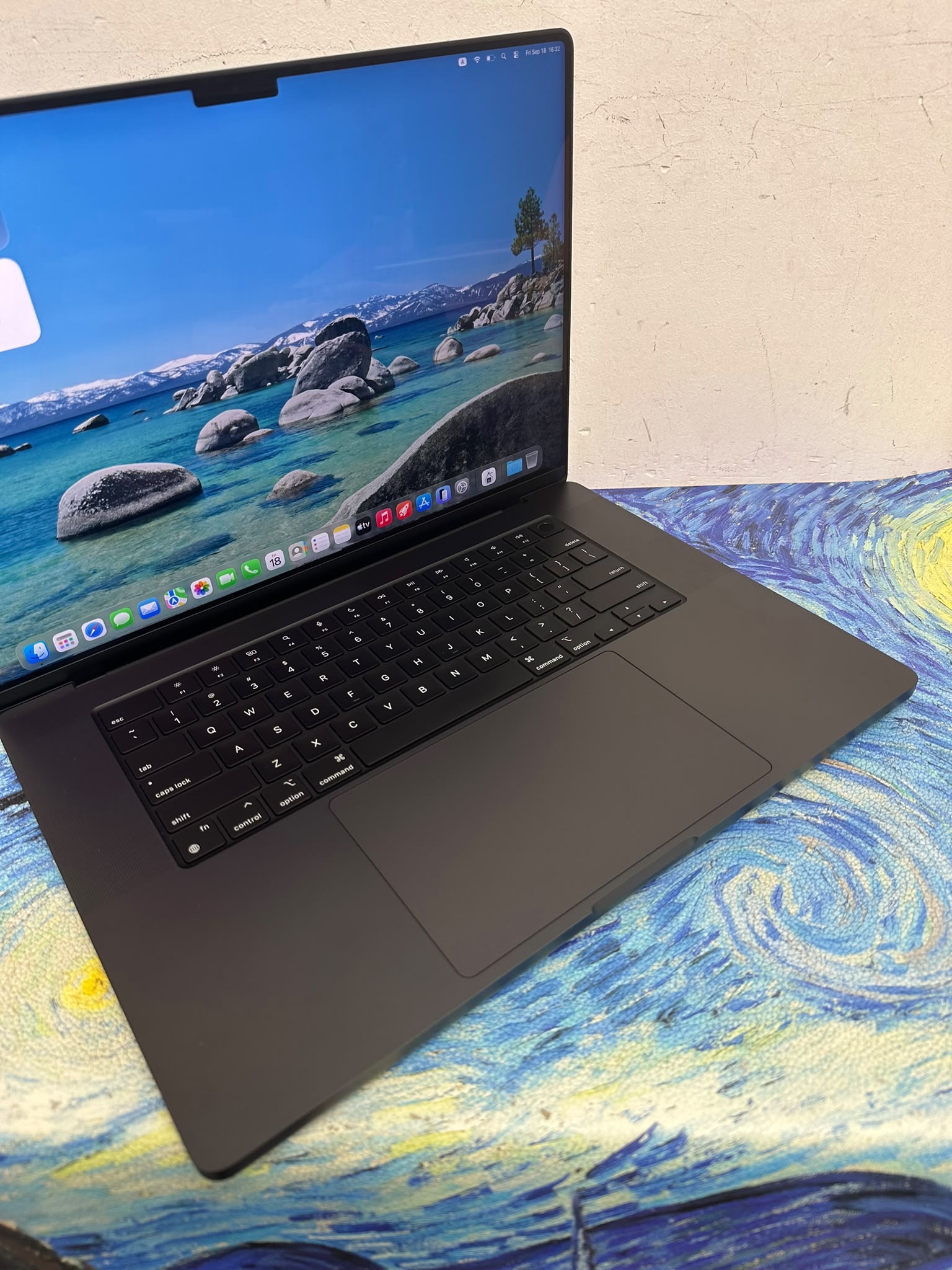 #6174 APPLE  MacBook Pro 2024/ M4 Max CPU /128GB Ram/1TB SSD/40核心GPU/16核心 CPU/Liquid Retina XDR Mon/16寸 /黑色 / 畫圖/剪片/ Gaming Laptop/ 頂級/ 專業