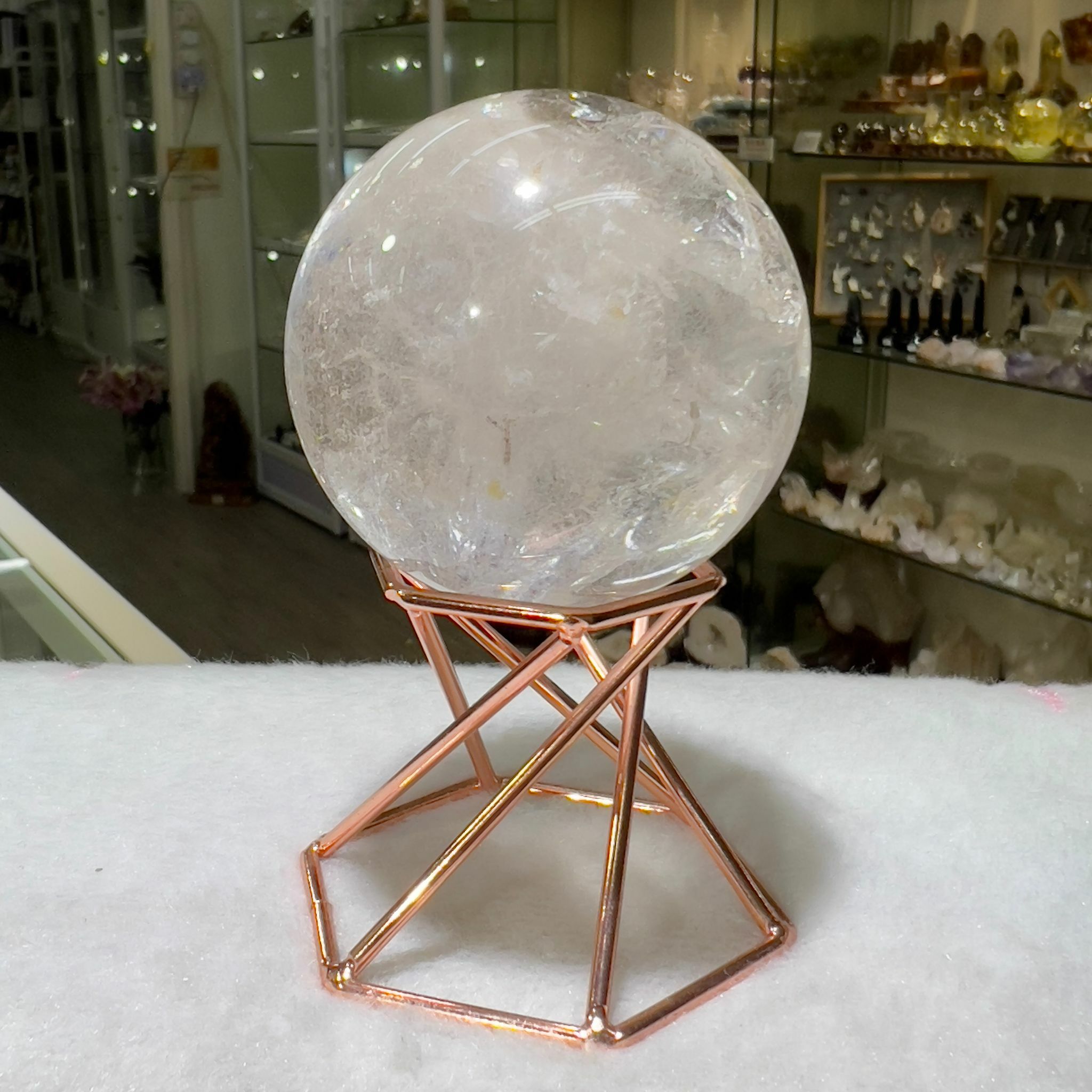 白水晶 球 - 5.6cm+/- (不連座)