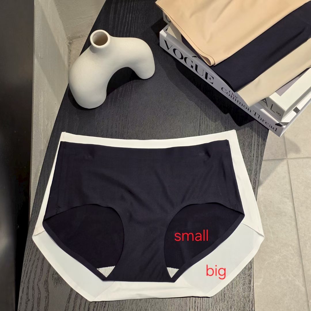 Seamless Panties 無痕底底(有邊) by Flora