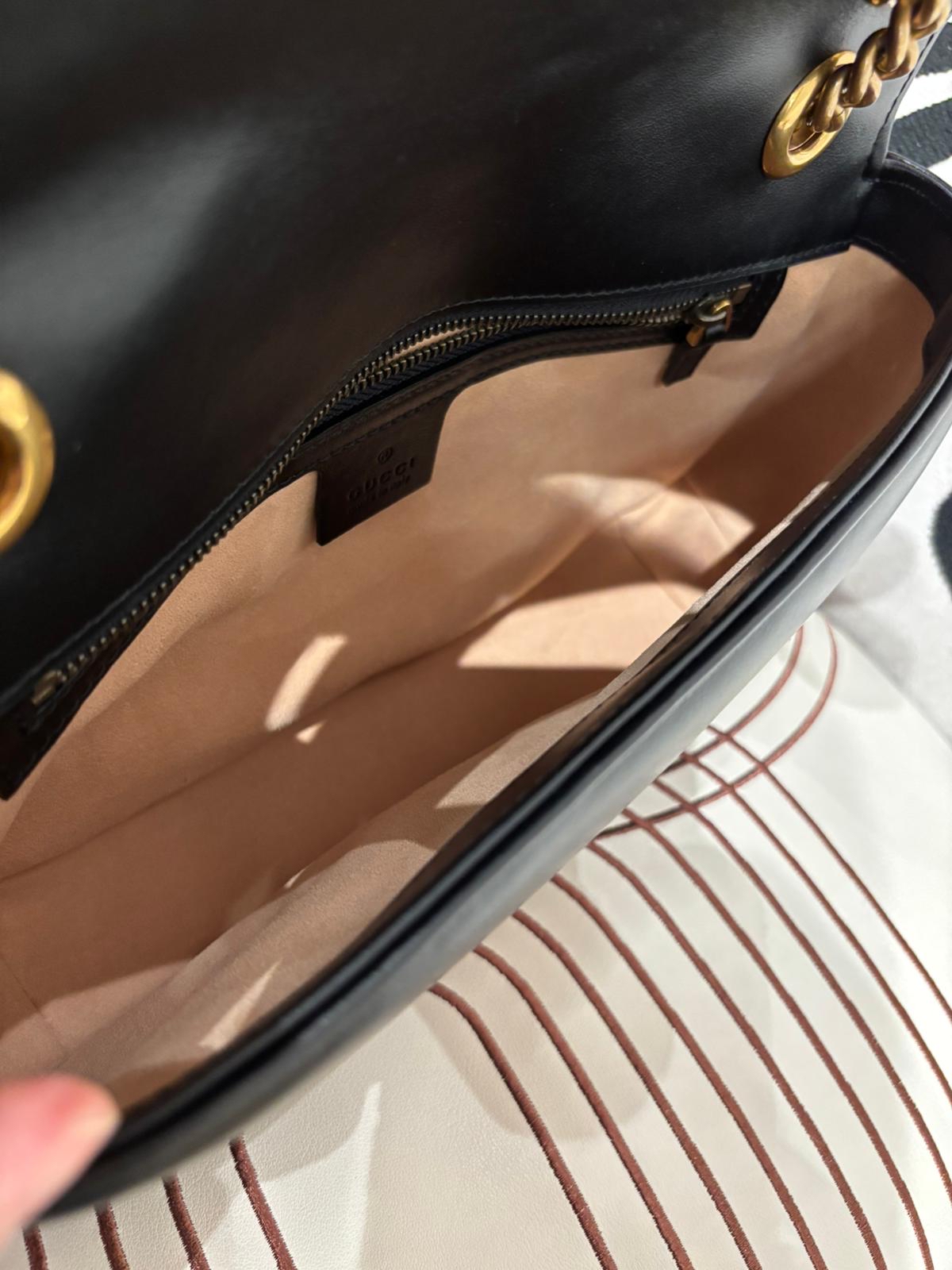 Gucci Gg marmont calfskin 26cm 100%Authentic, 98%new ✅Dust bag