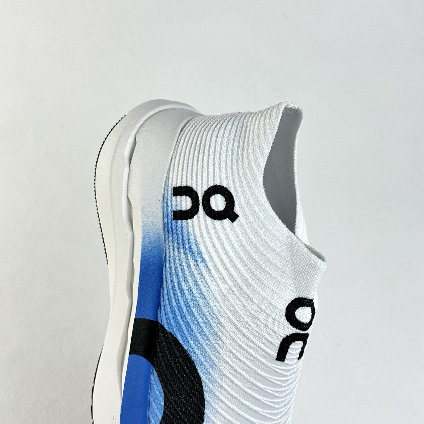 On Cloudboom Strike LS