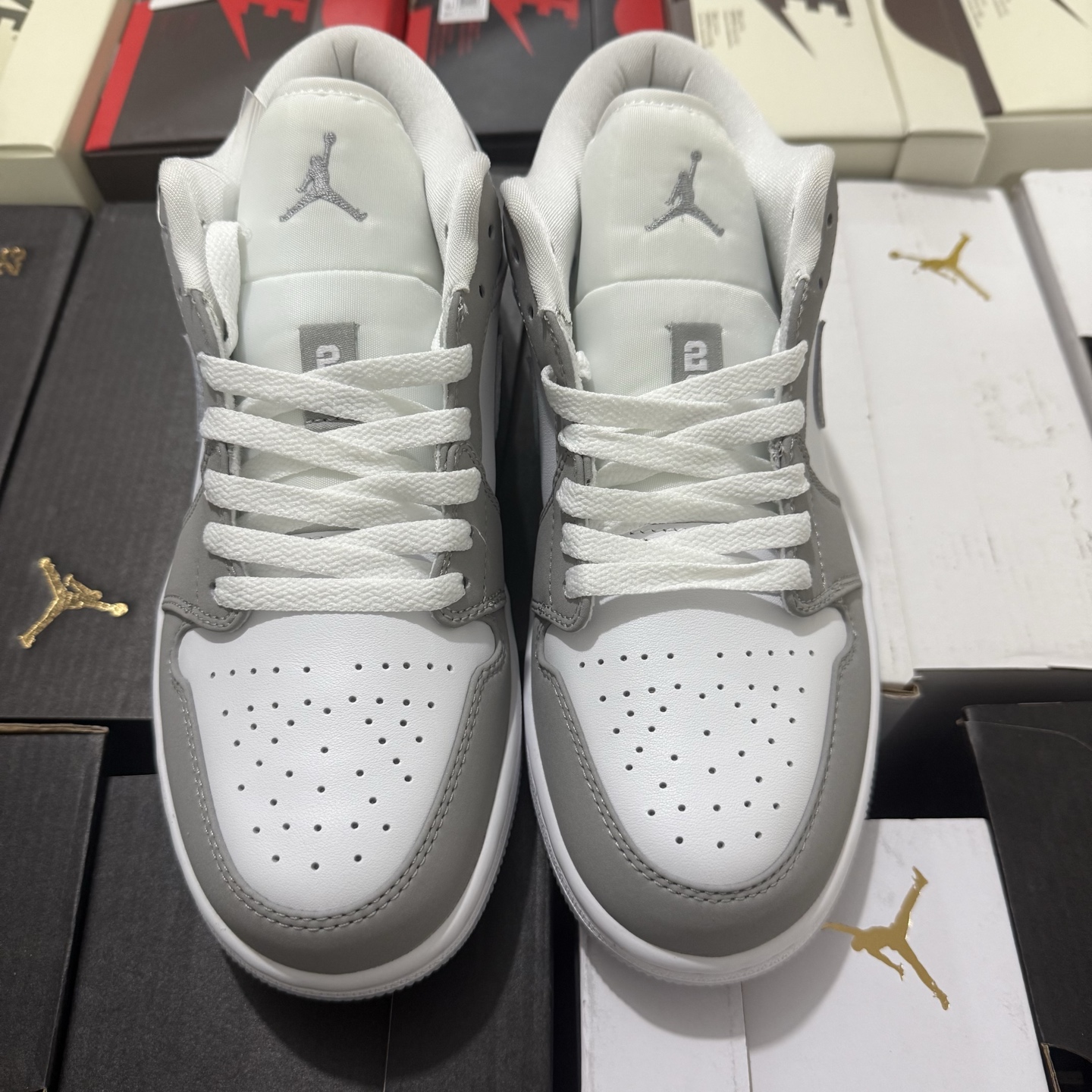 Nike Air Jordan 1 Low "Wolf Grey" DC0774-105