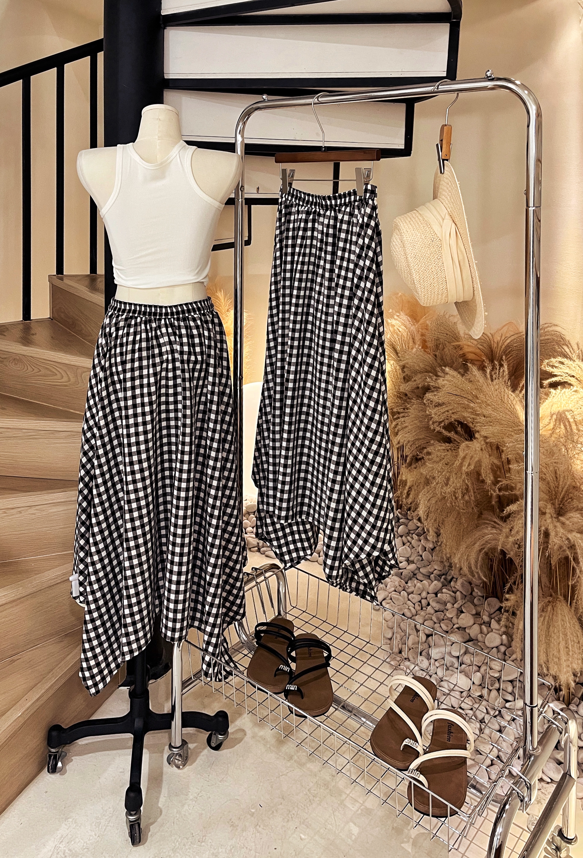 不规则格子弹力半裙