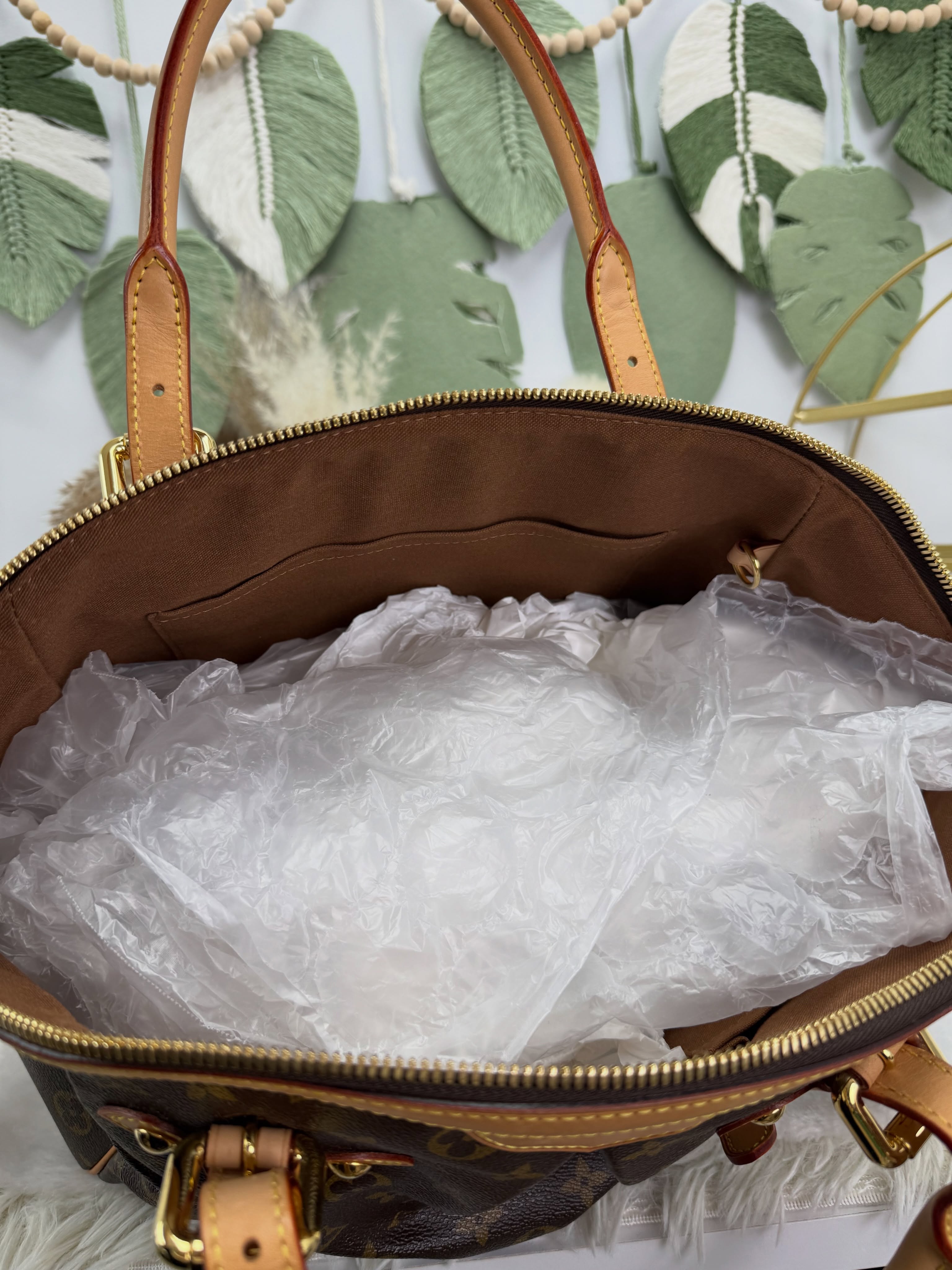 Lv👜 PRE OWNED 🛍️啡色老花 Tivoli GM size餃子袋  有塵袋 🥟🤎 