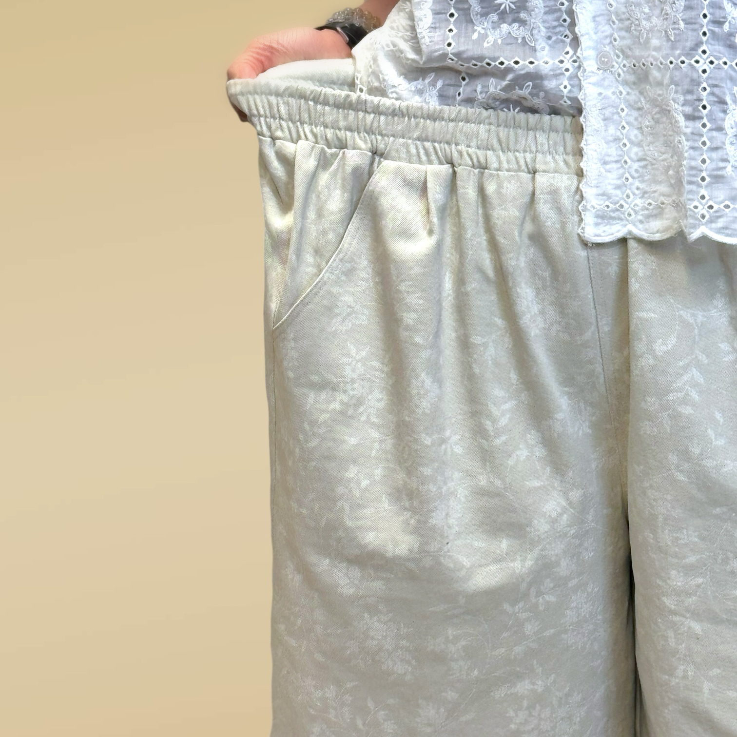 221125 暗印花牛仔褲