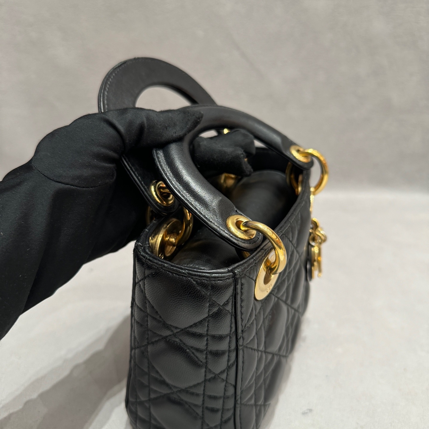 【預訂貨品】Dior Lady Dior三格黑金羊皮戴妃包