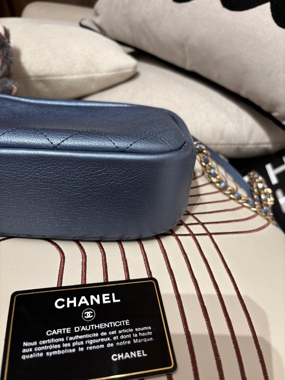 Chanel camera bag calfskin  100%Authentic,98%new ✅CARD ✅dust bag 