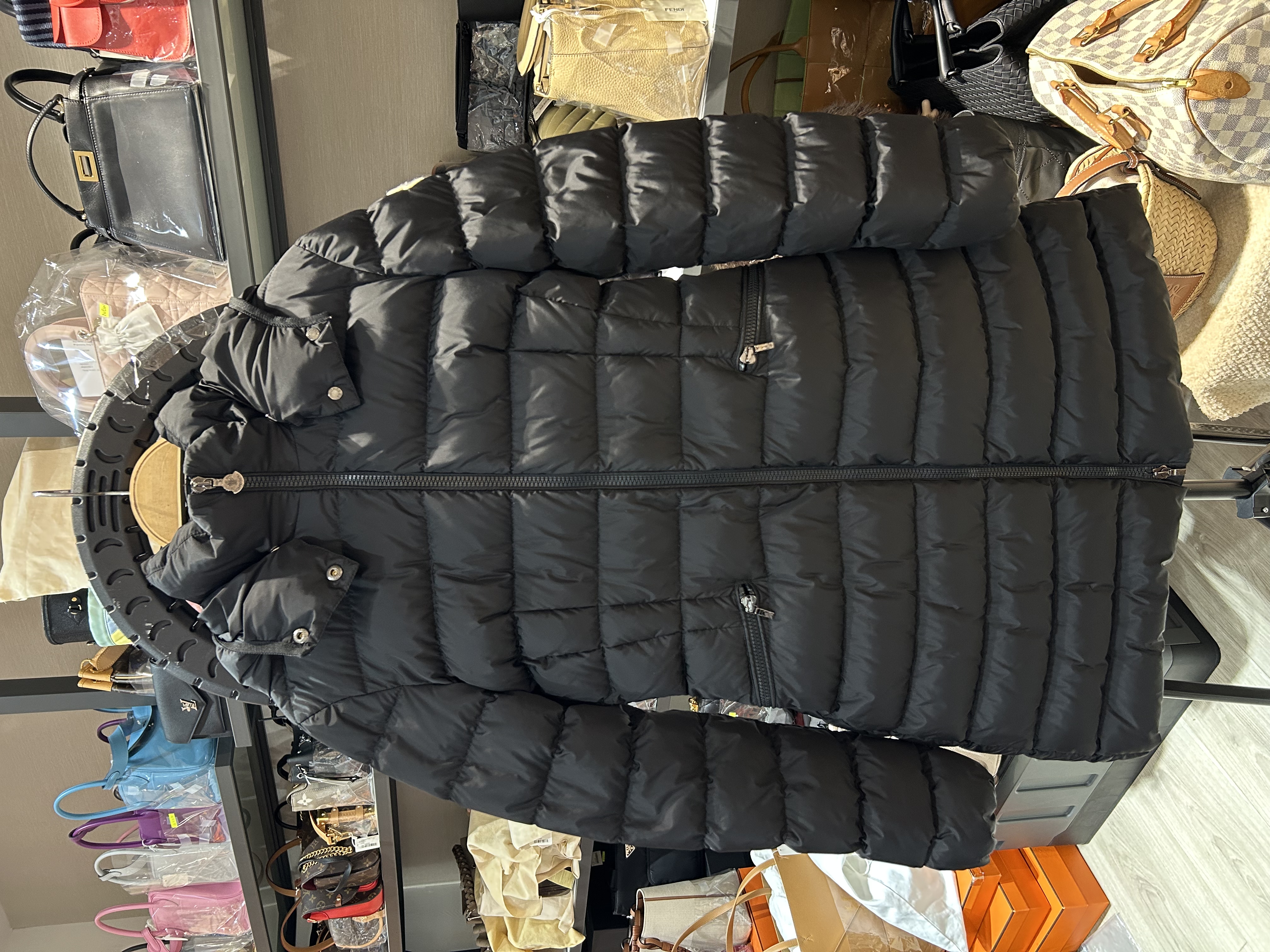 Moncler outer size 164 ,100%Authentic,98%new 