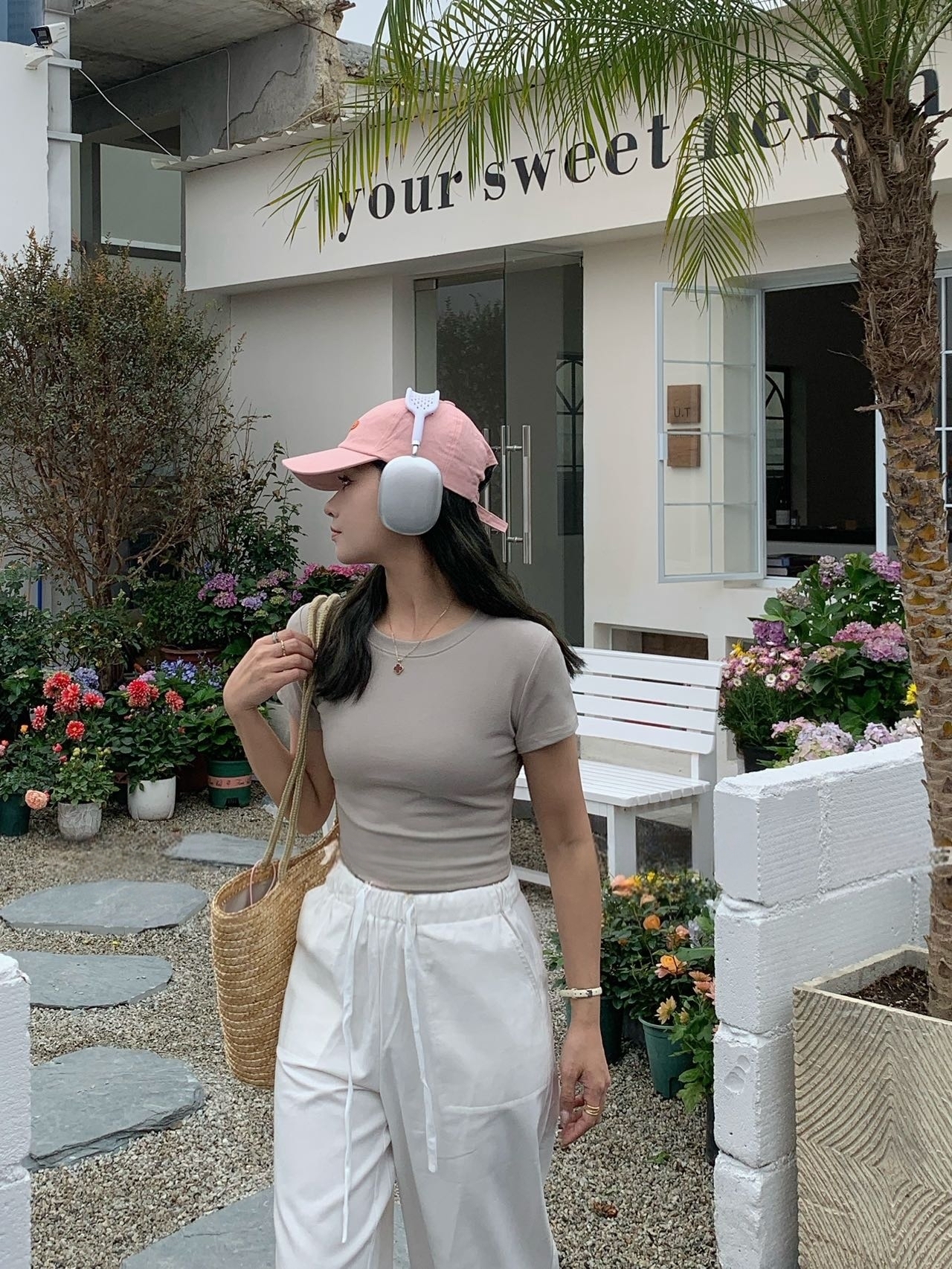 【跑量福利价】Jelly Buny Daily Plain Padded Crop Tee (Removable) 自带胸垫果冻纯色短款Tee(胸垫可拆卸) 【 8 Colours 】