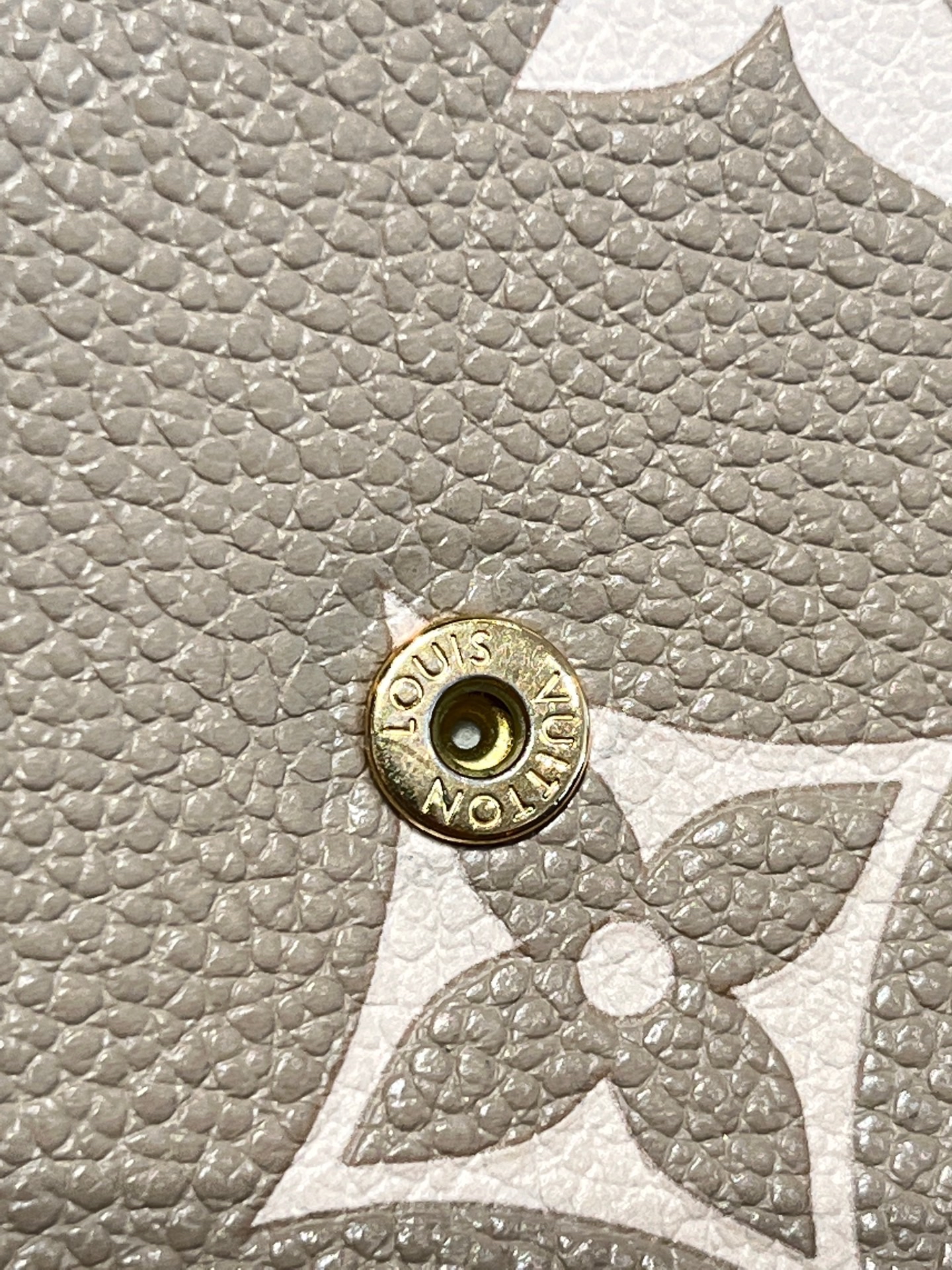 【預訂貨品】LV大象灰純皮三合一💳芯片款