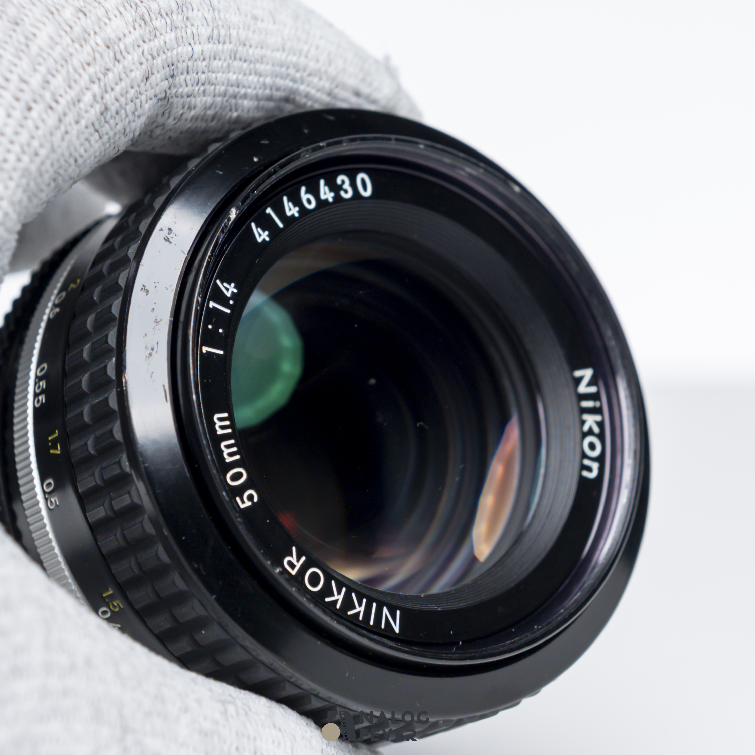 Nikon F3/T HP 連 Nikon Nikkor 50mm F1.4 ai 套裝 (原裝鏡頭蓋, 送2粒LR44)