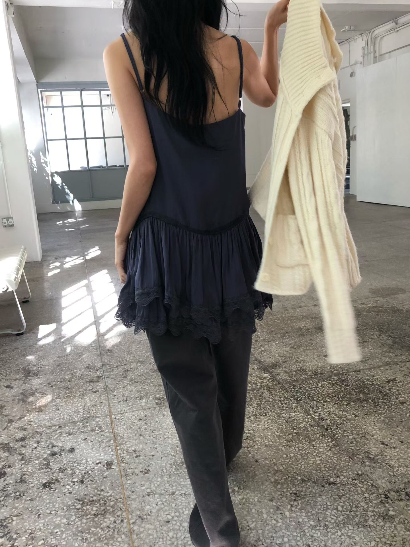 Ruffle layer vest