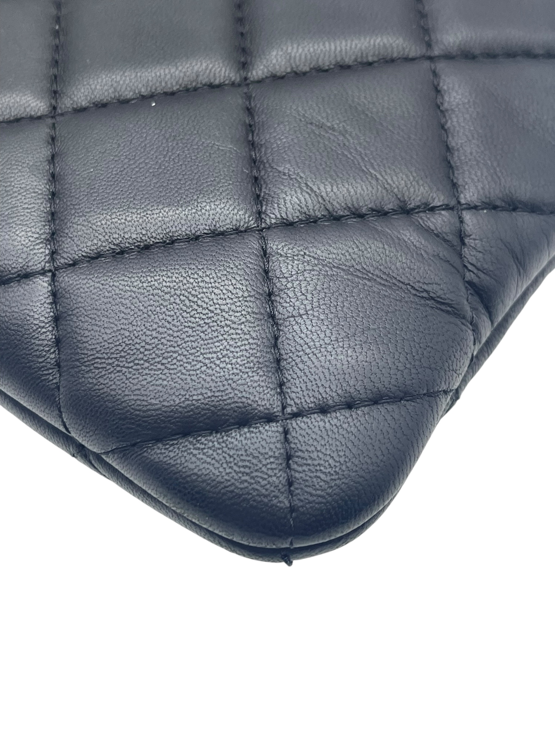 Pre-Owned CHANEL O Case Clutch / Product Code: 26061101