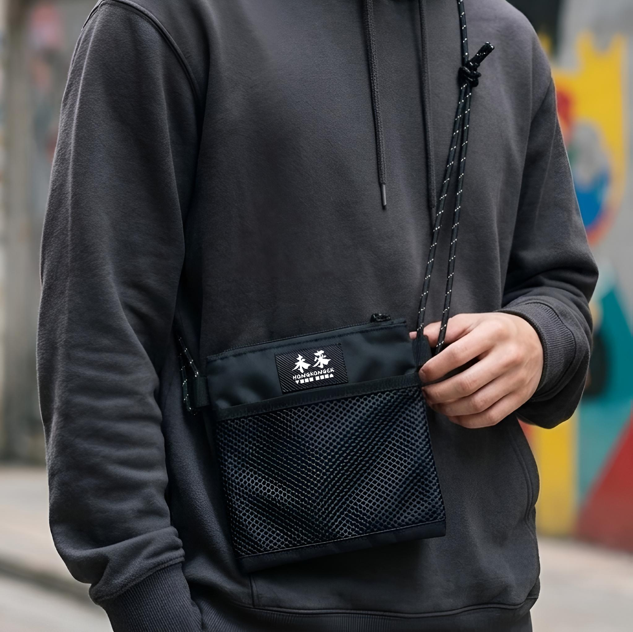 「未來 HONGKONGER」輕量機能網面斜揹袋 ⬛️✨