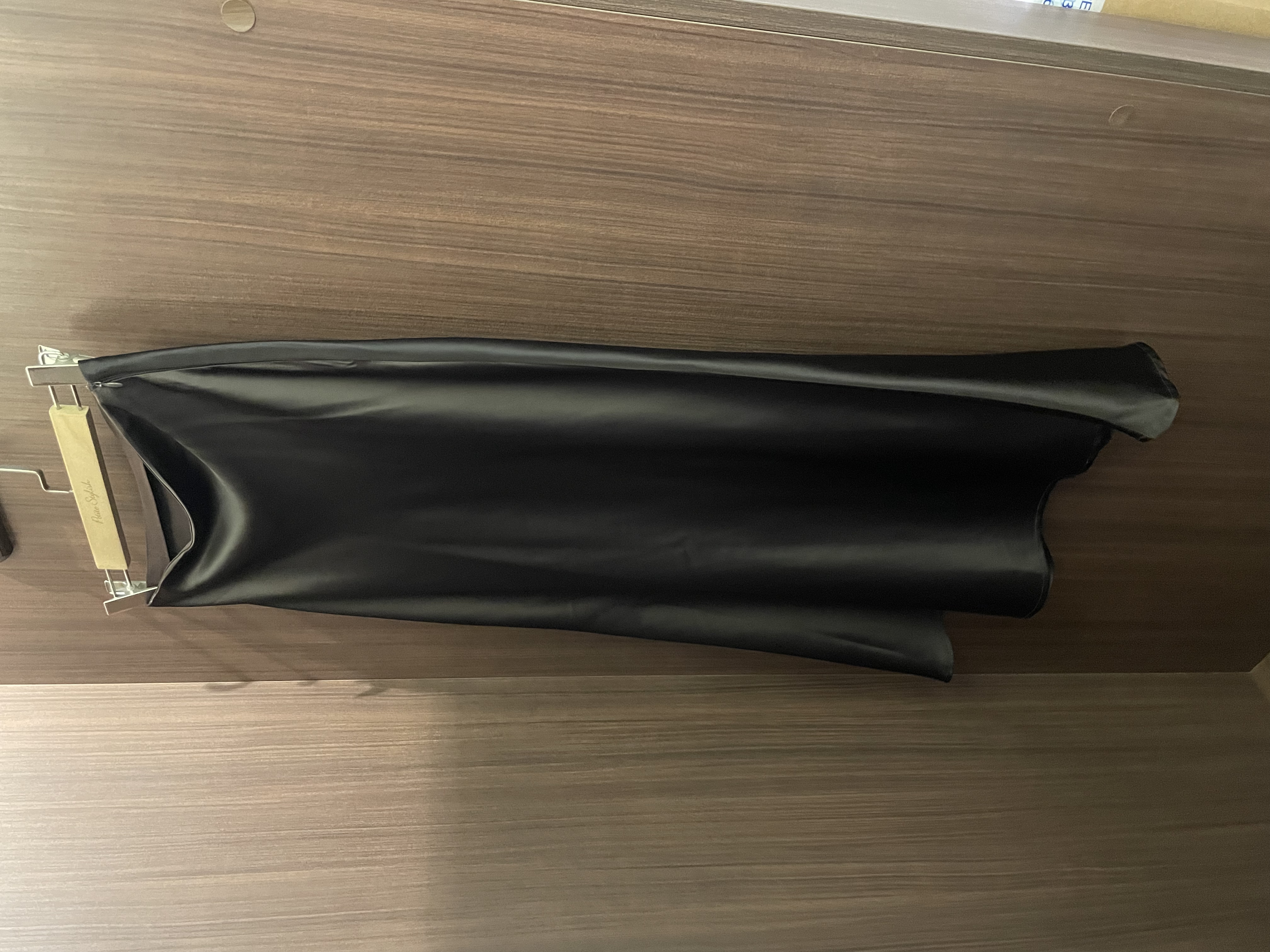 🍂 SLIM MERMAID SATIN SKIRT