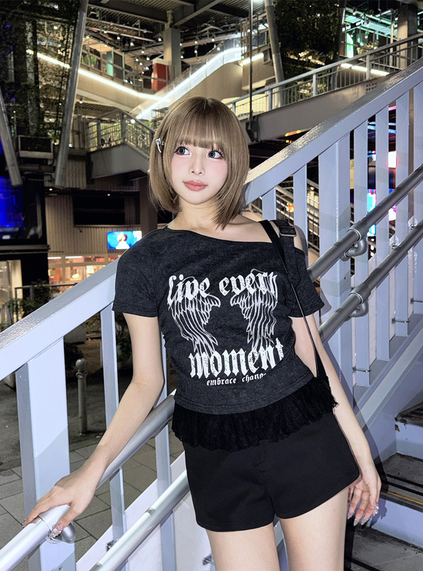 單肩帶印花蕾絲拼接上衣[fu462]
