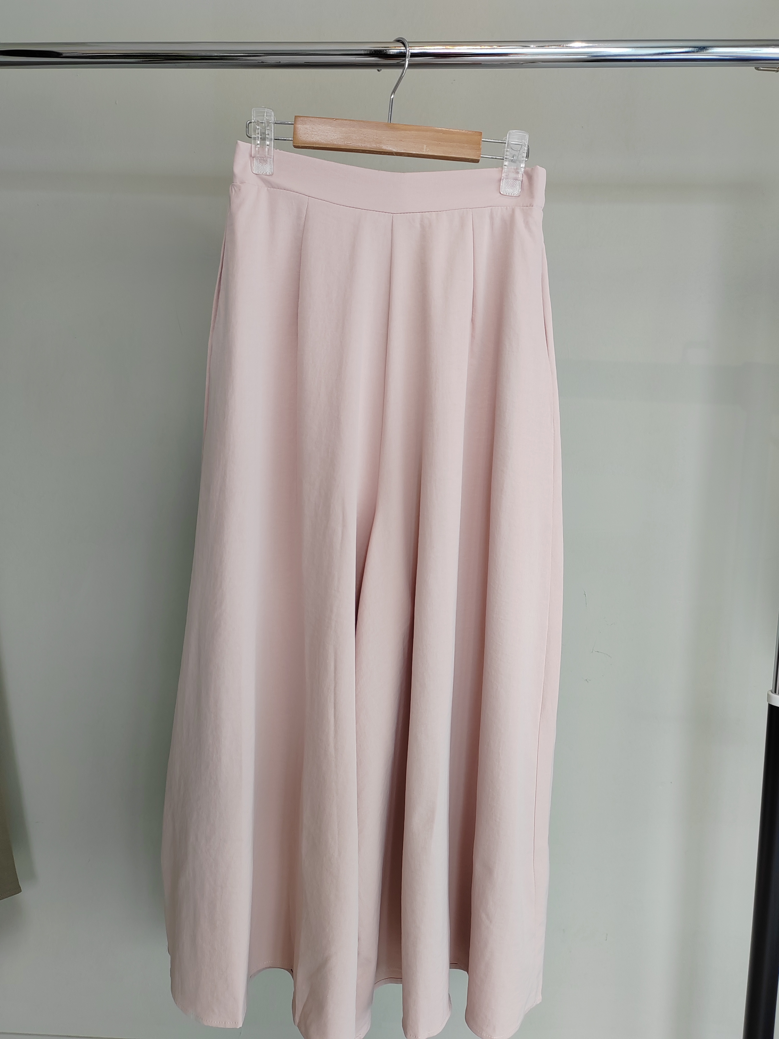 LY4038